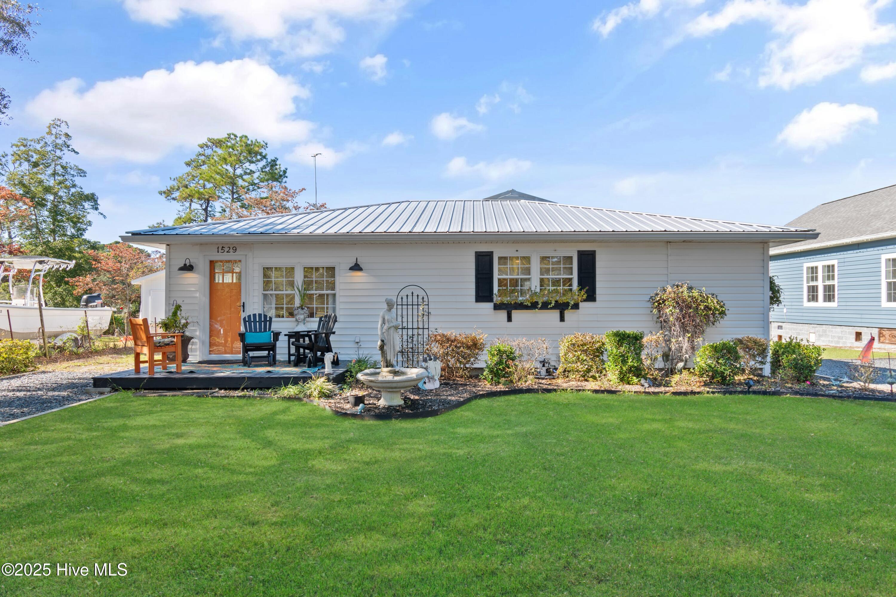 1529 Gurganus Road Property Photo 1