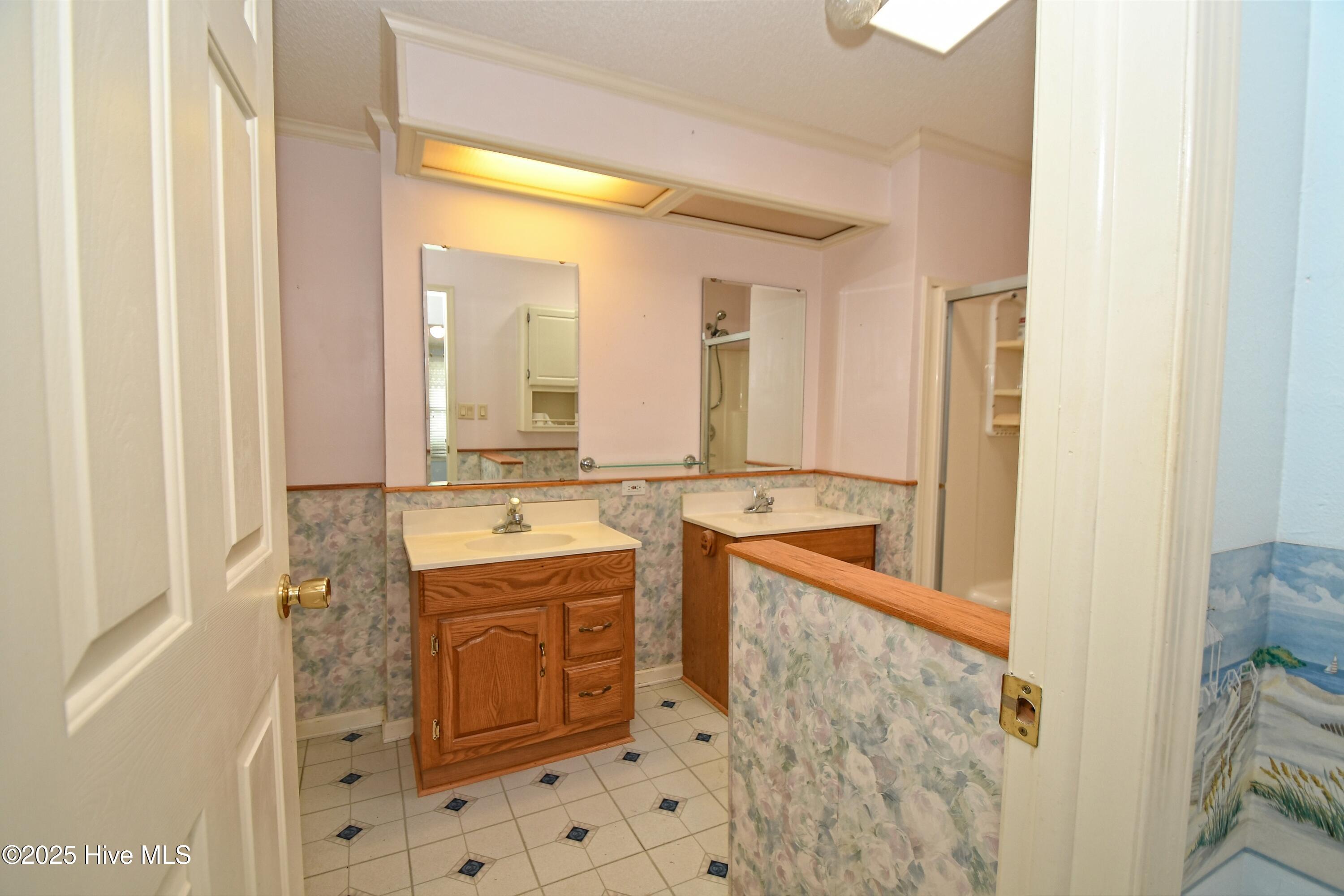 1024 Palm Court Property Photo 15