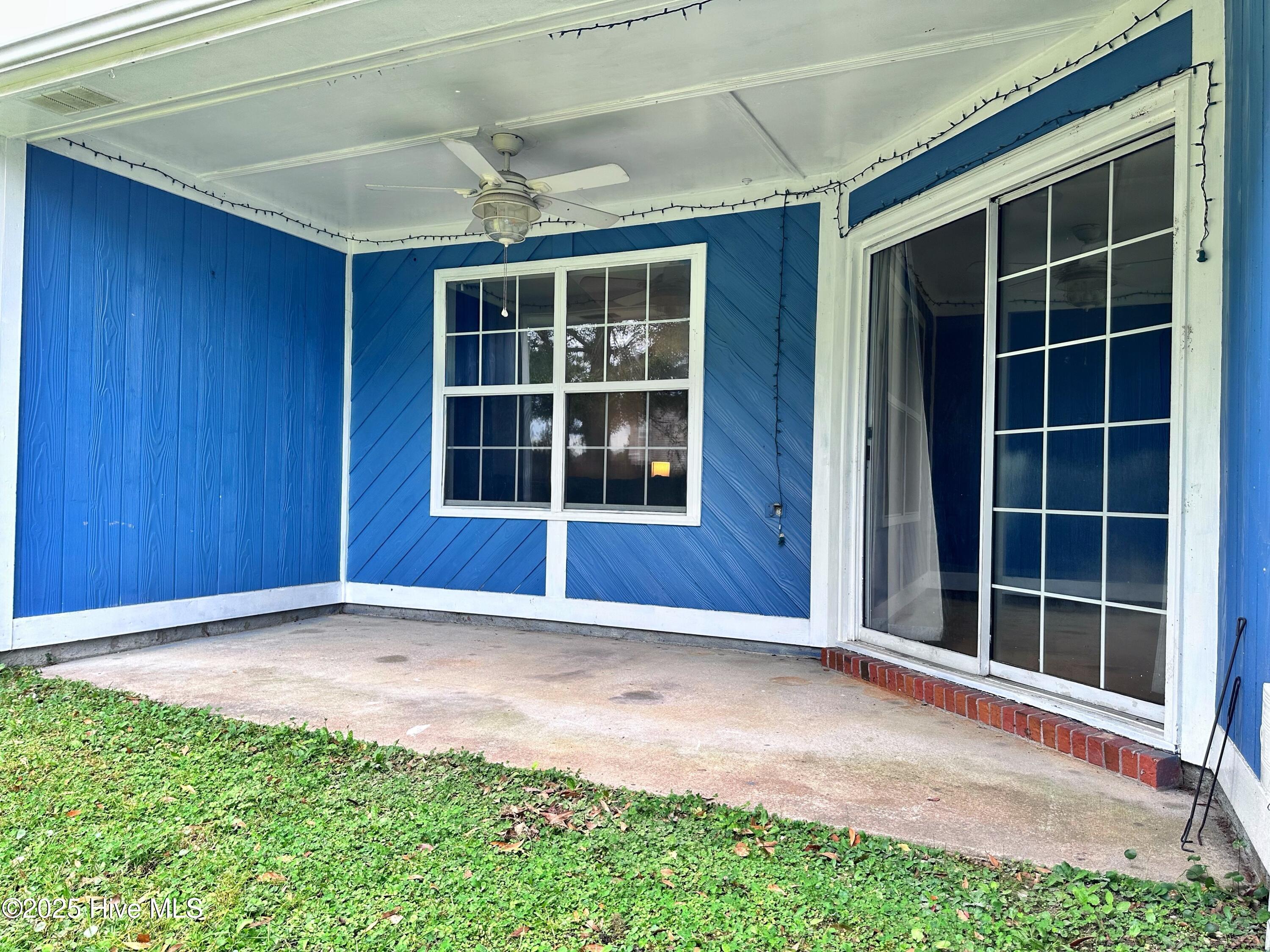 2621 Idlebrook Circle Property Photo 5