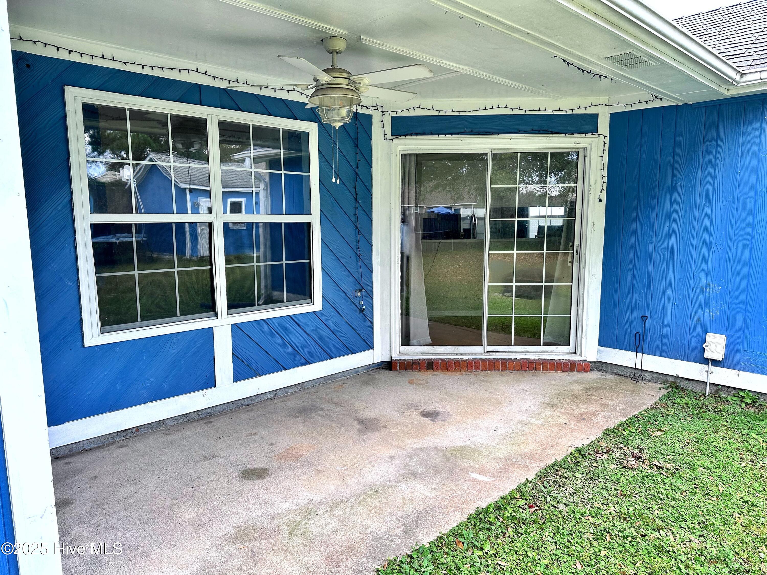 2621 Idlebrook Circle Property Photo 6