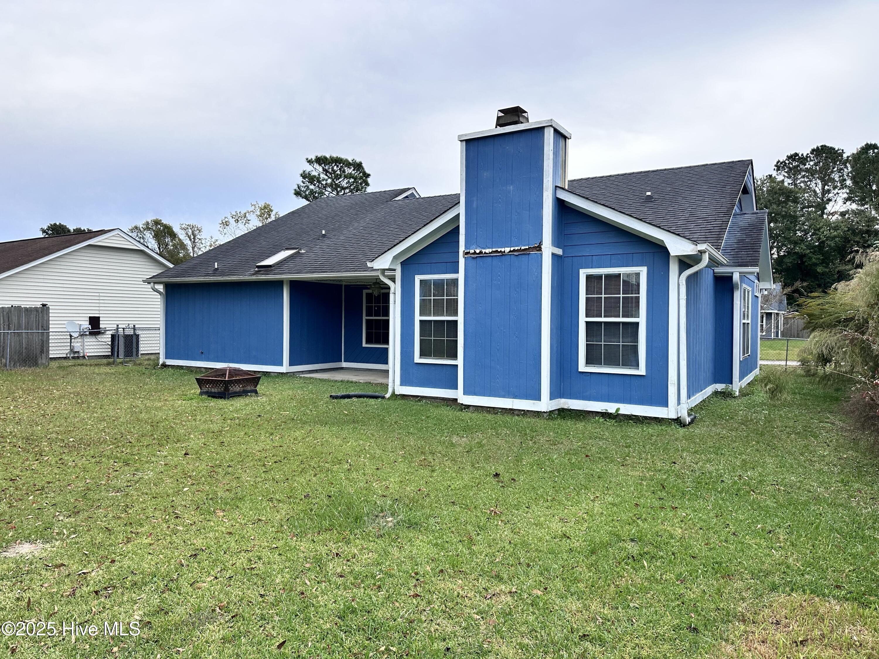 2621 Idlebrook Circle Property Photo 8