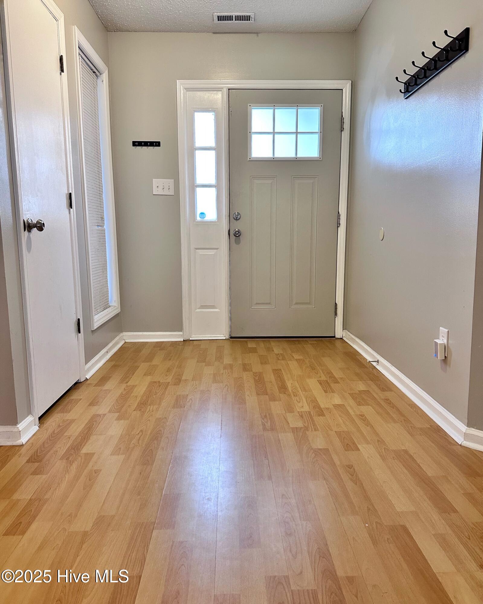 2621 Idlebrook Circle Property Photo 10