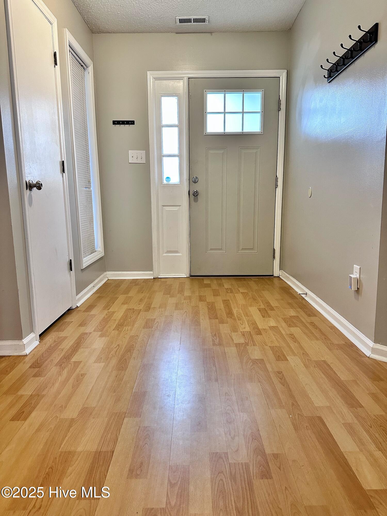 2621 Idlebrook Circle Property Photo 11