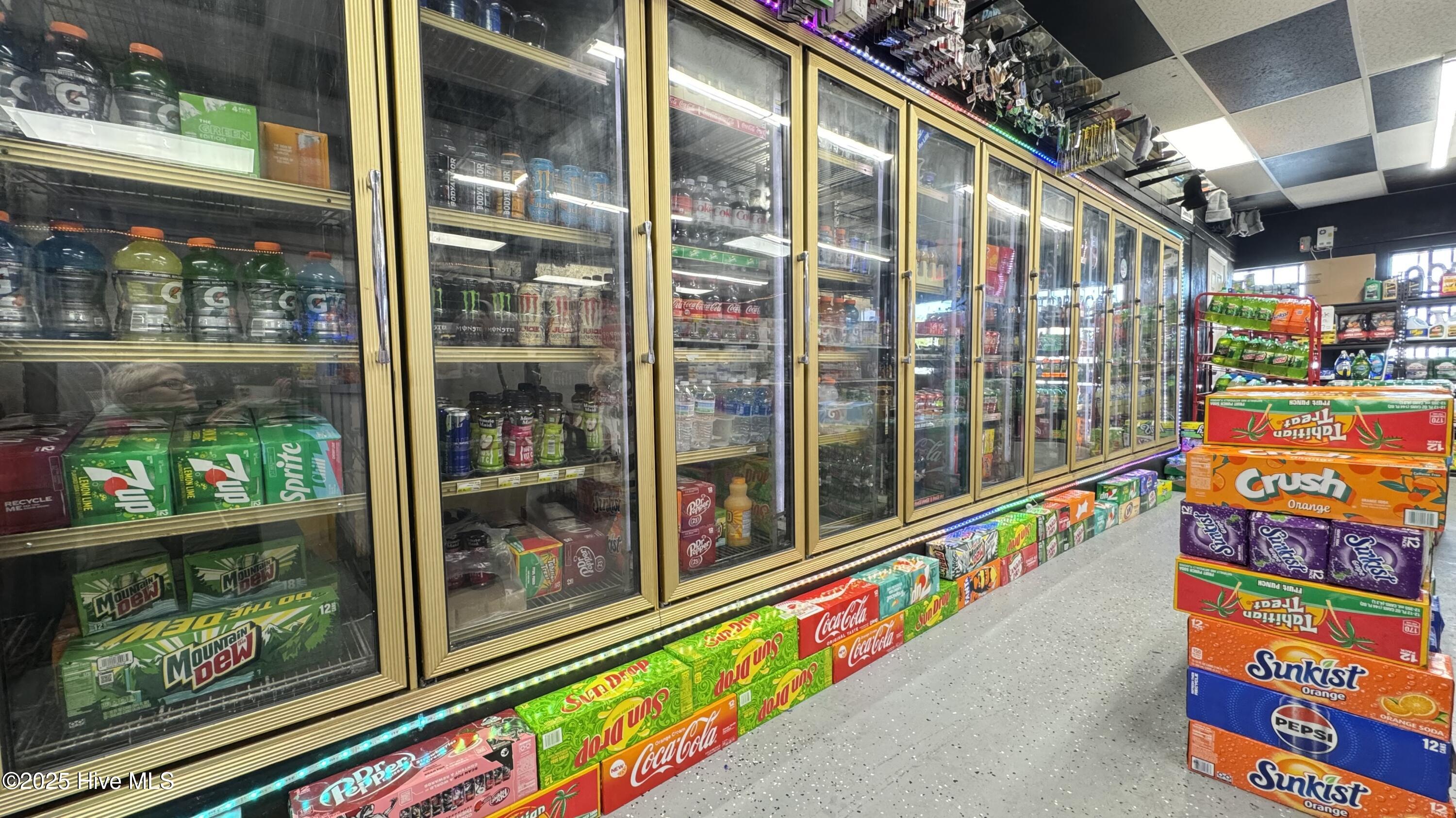 1505 E Raleigh Boulevard Property Photo 5