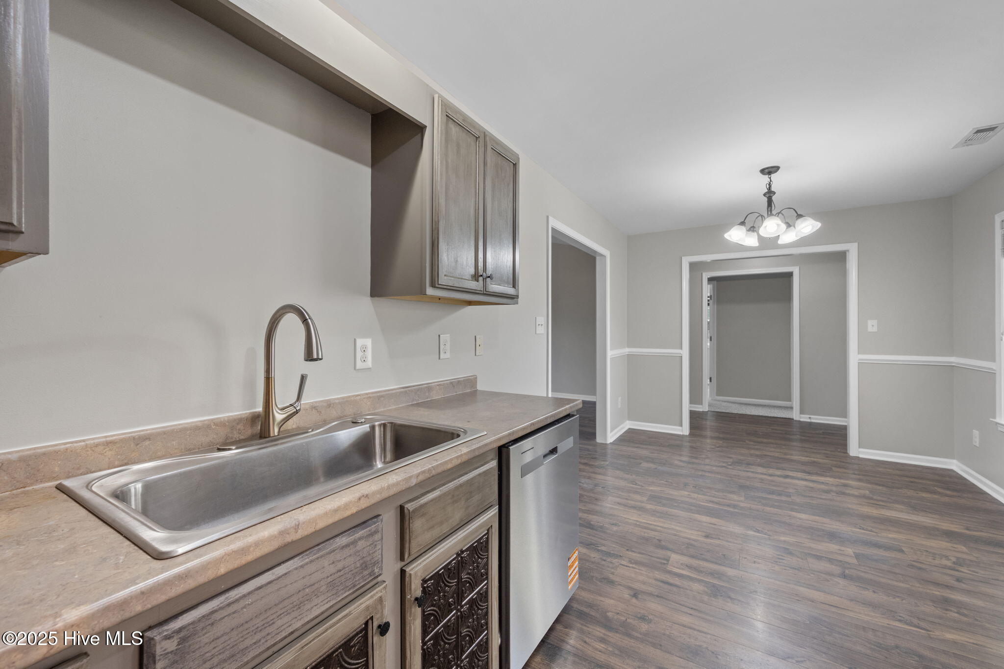 223 Cherry Blossom Drive Property Photo 10