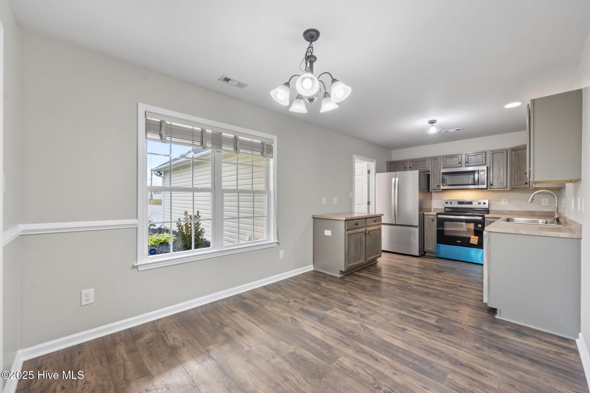 223 Cherry Blossom Drive Property Photo 12