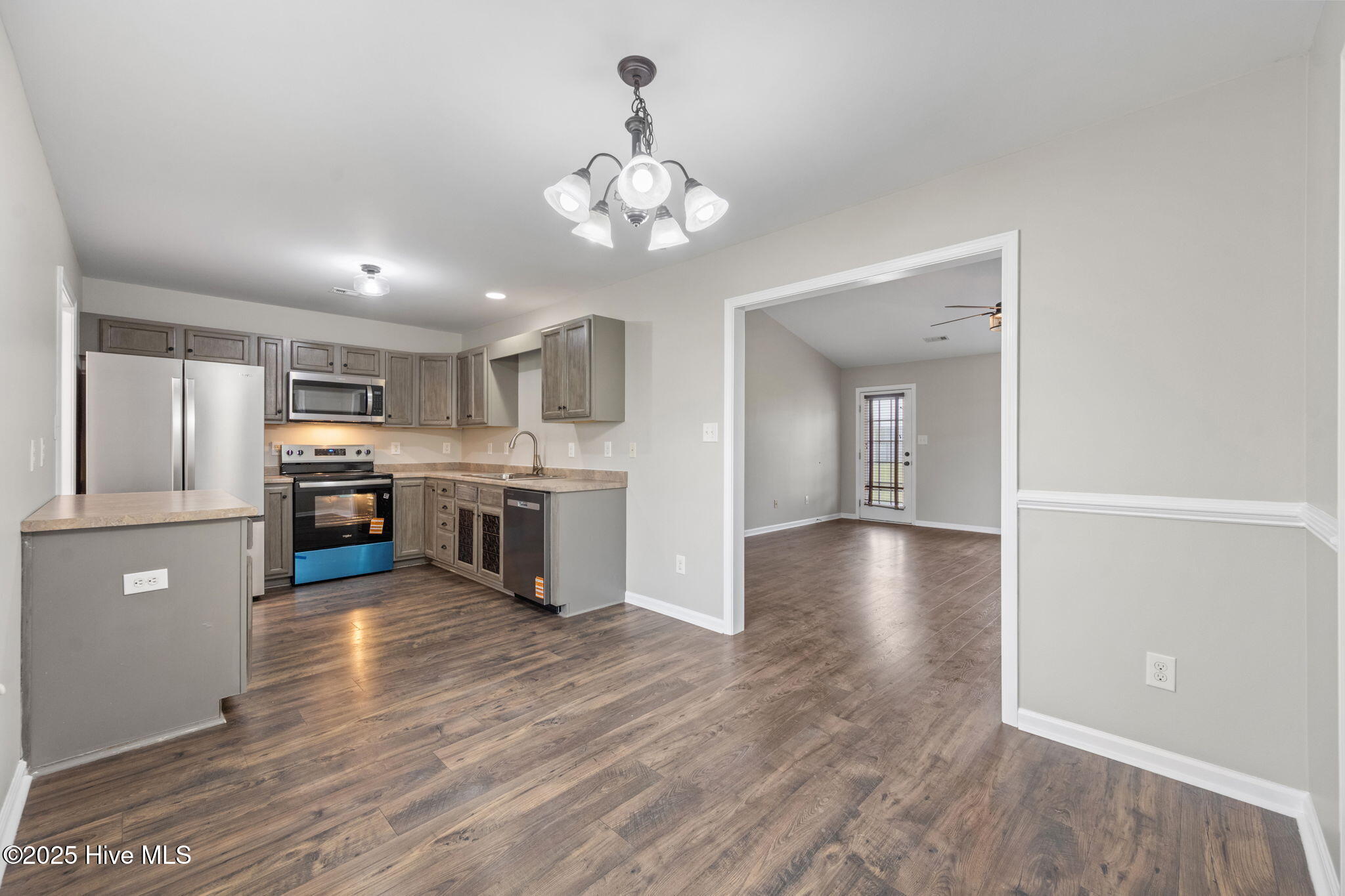 223 Cherry Blossom Drive Property Photo 14