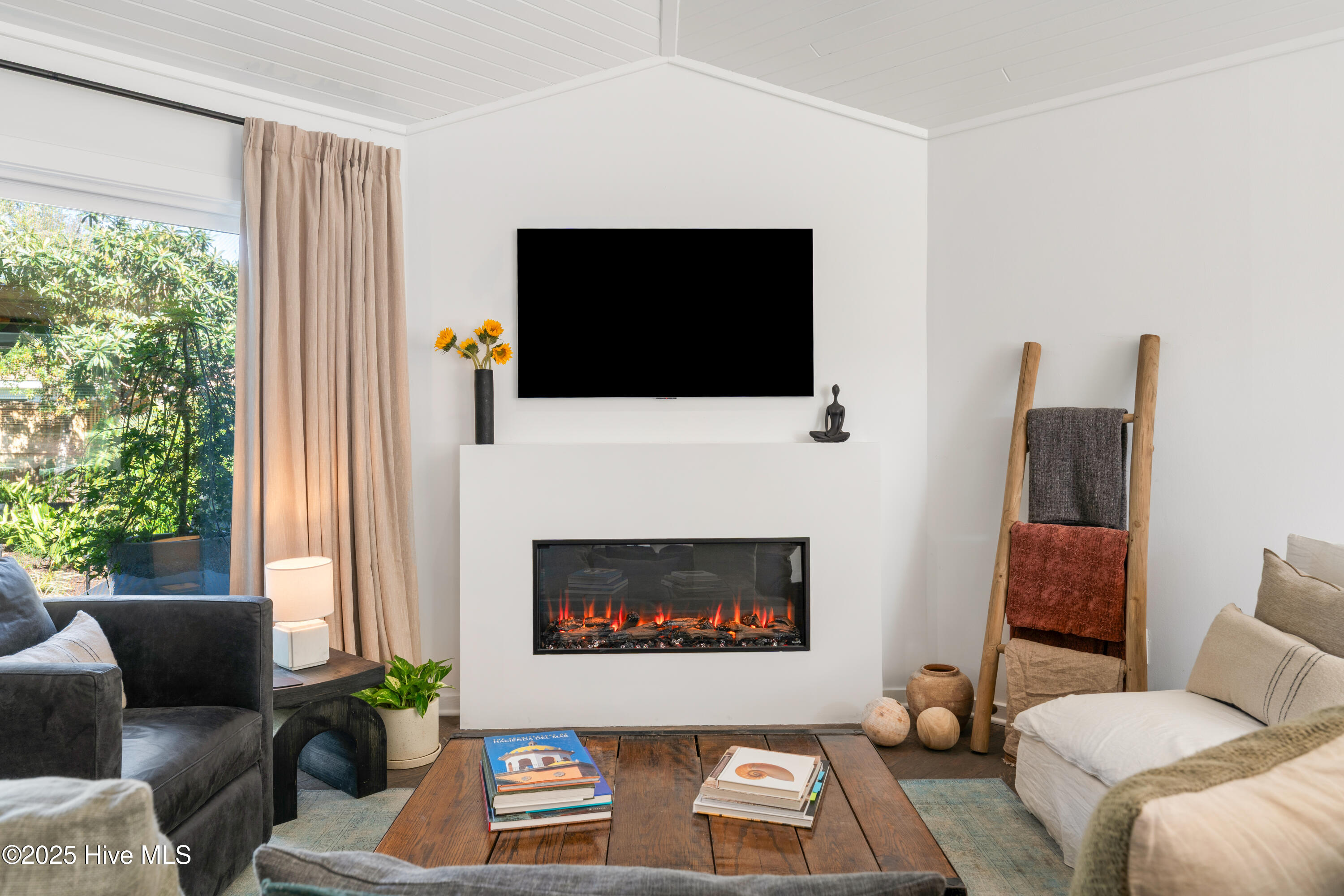 6659 Tidewater Lane Property Photo 10