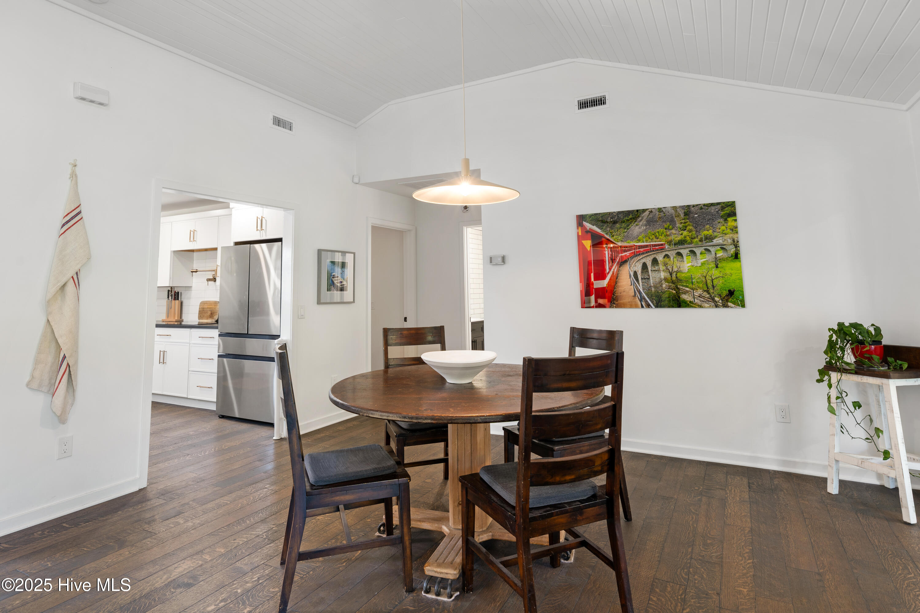 6659 Tidewater Lane Property Photo 16