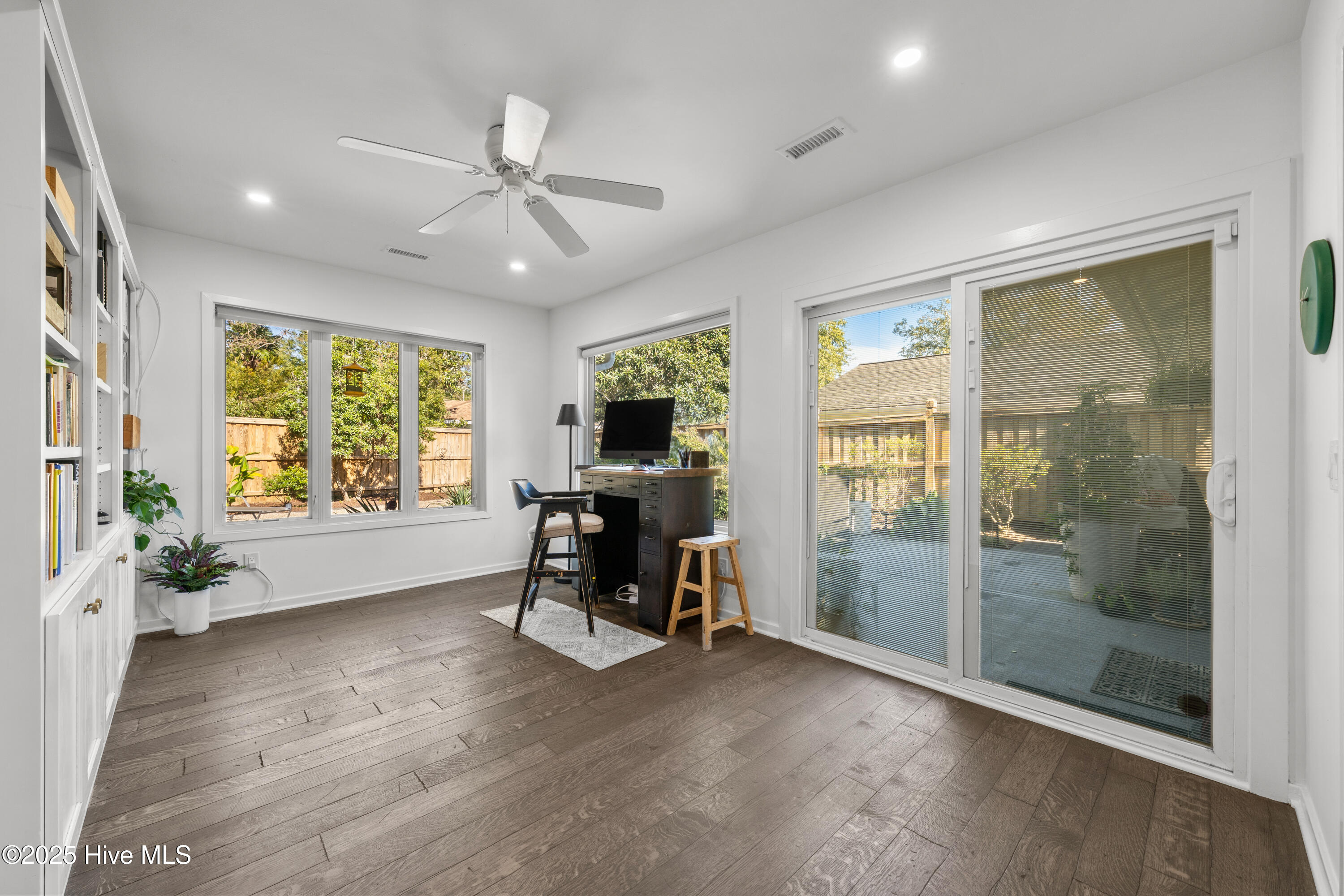 6659 Tidewater Lane Property Photo 28