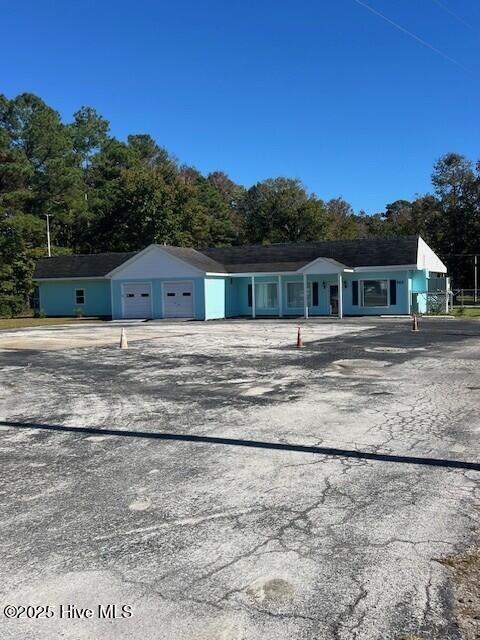 957 Harkers Island Road Property Photo 1