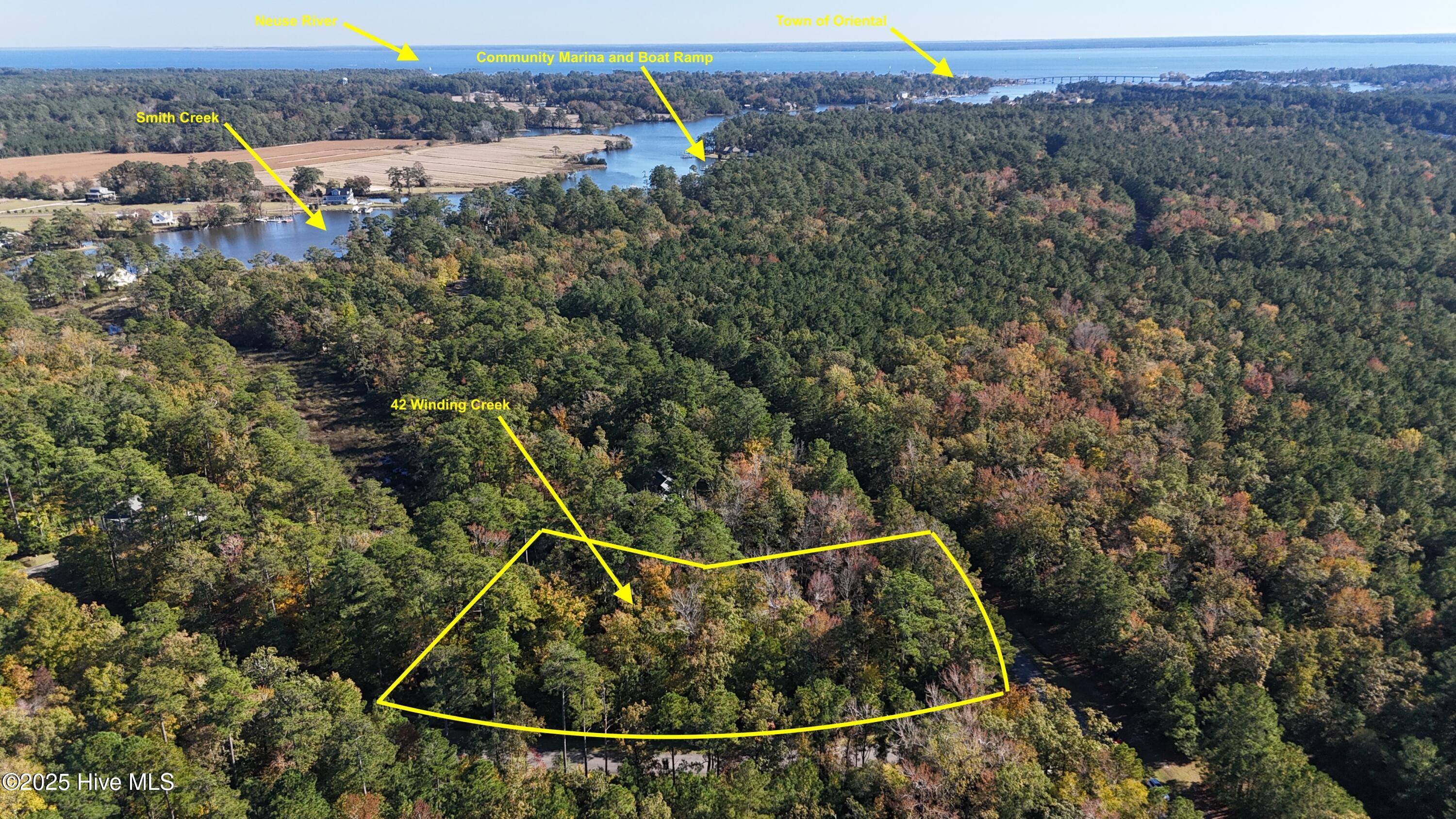 42 Winding Creek Drive Property Photo 1