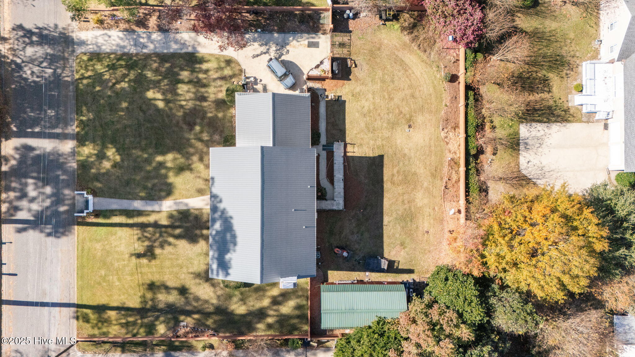 1907 Essex Street Property Photo 15