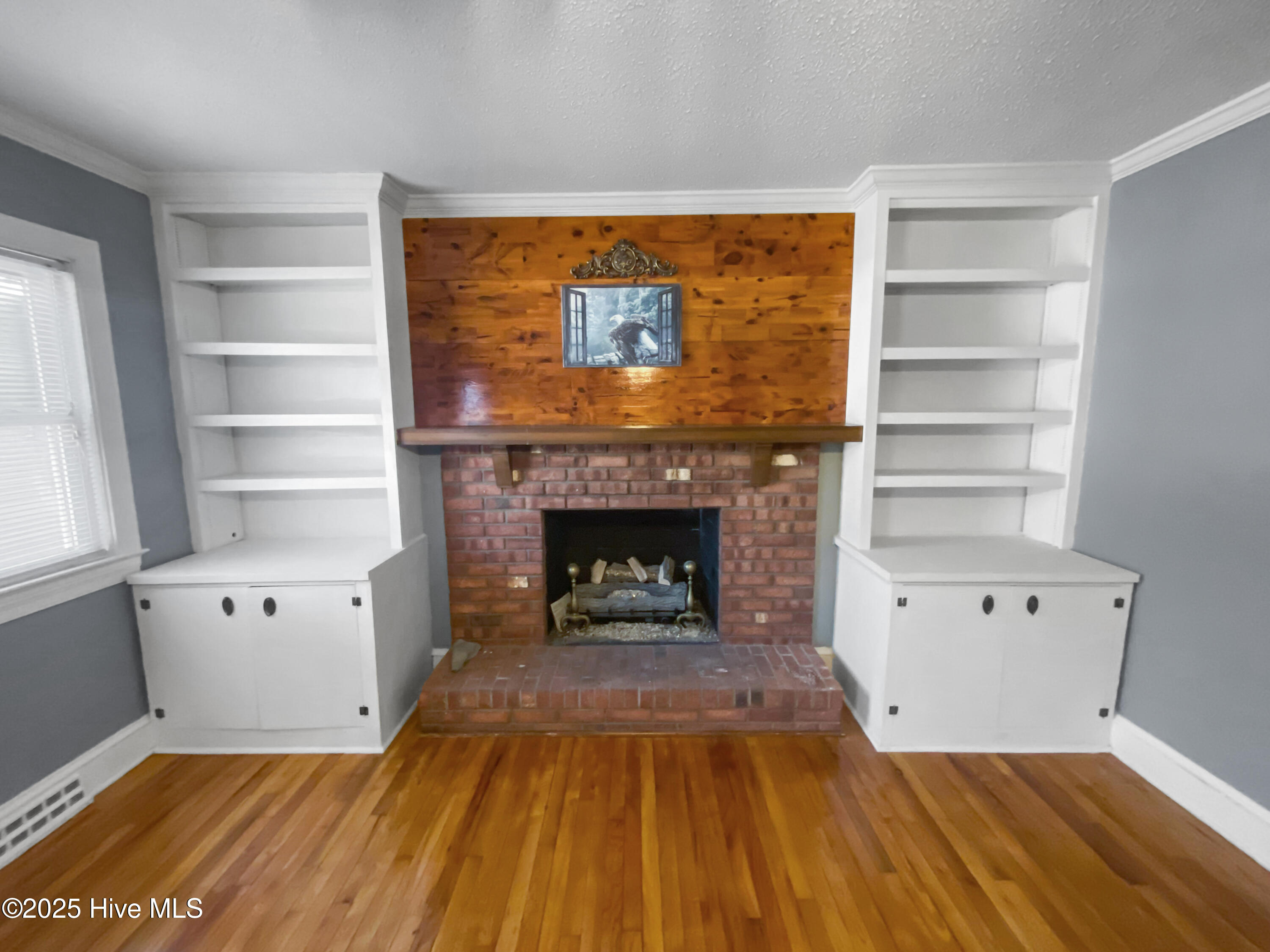 1907 Essex Street Property Photo 22