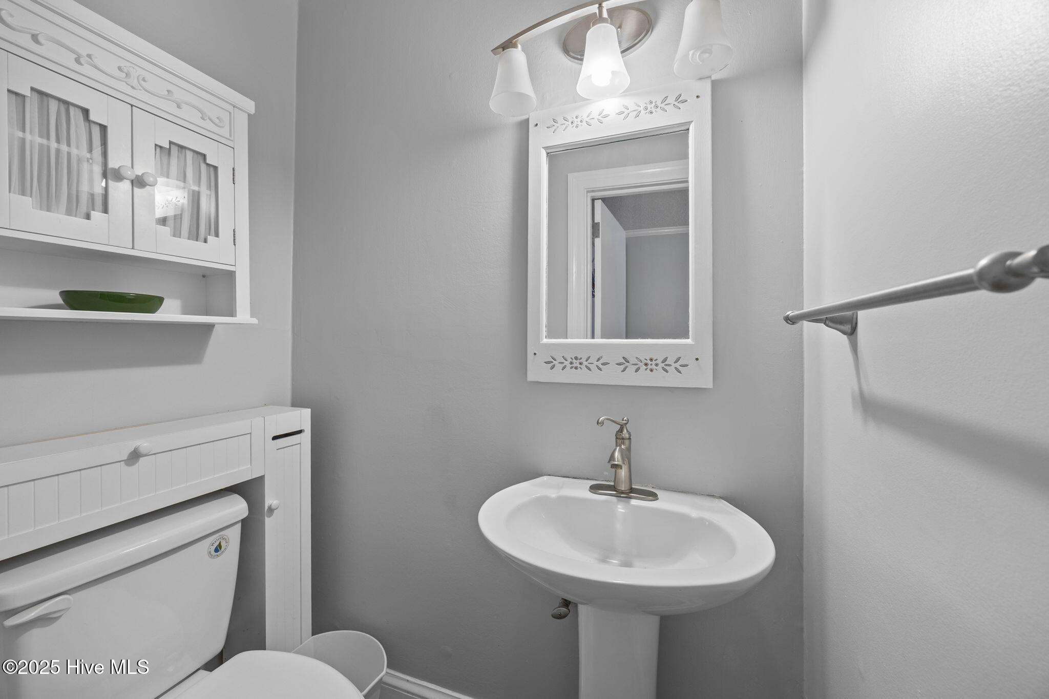 1907 Essex Street Property Photo 31