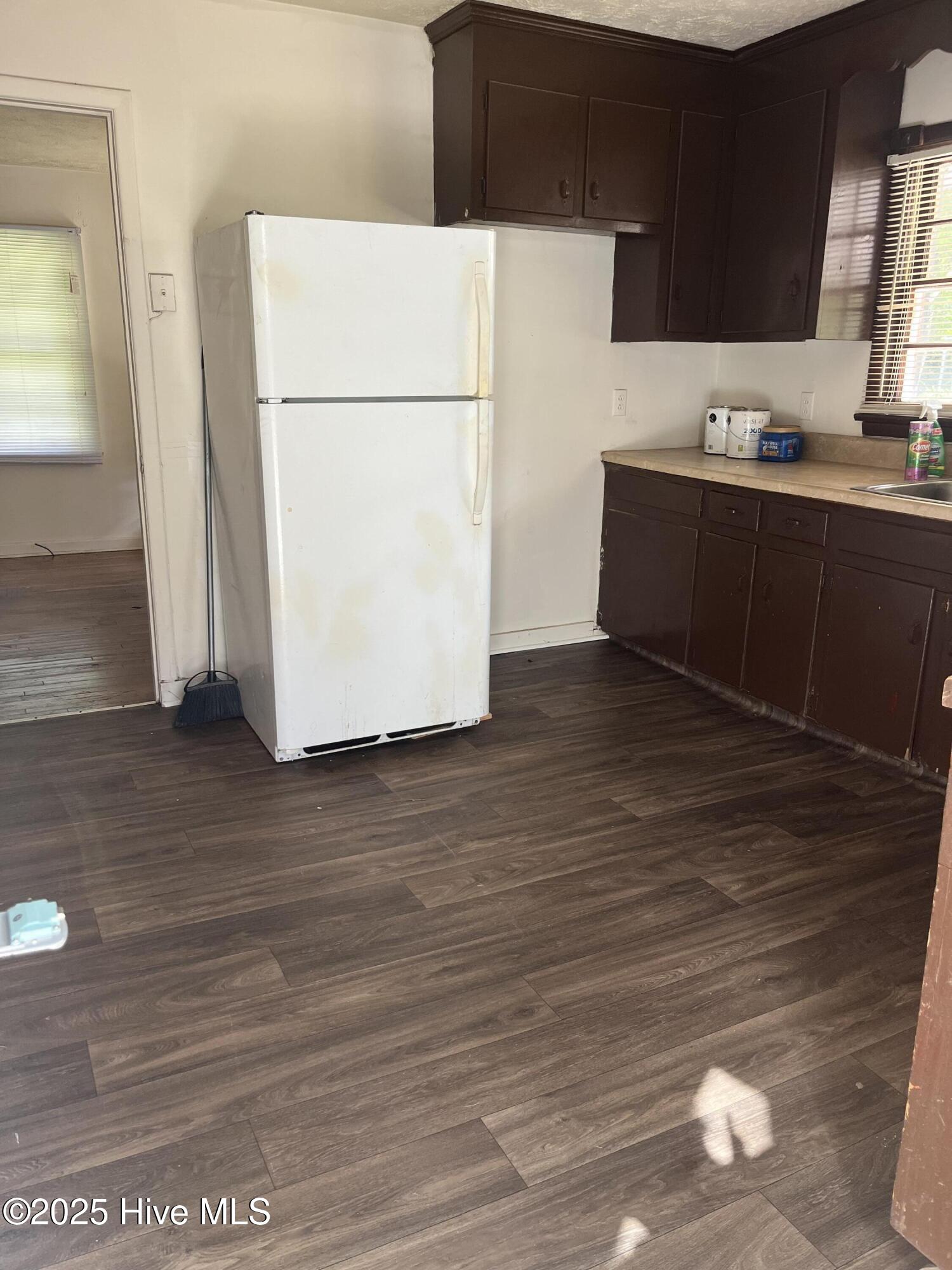 421 2nd Avenue Property Photo 4