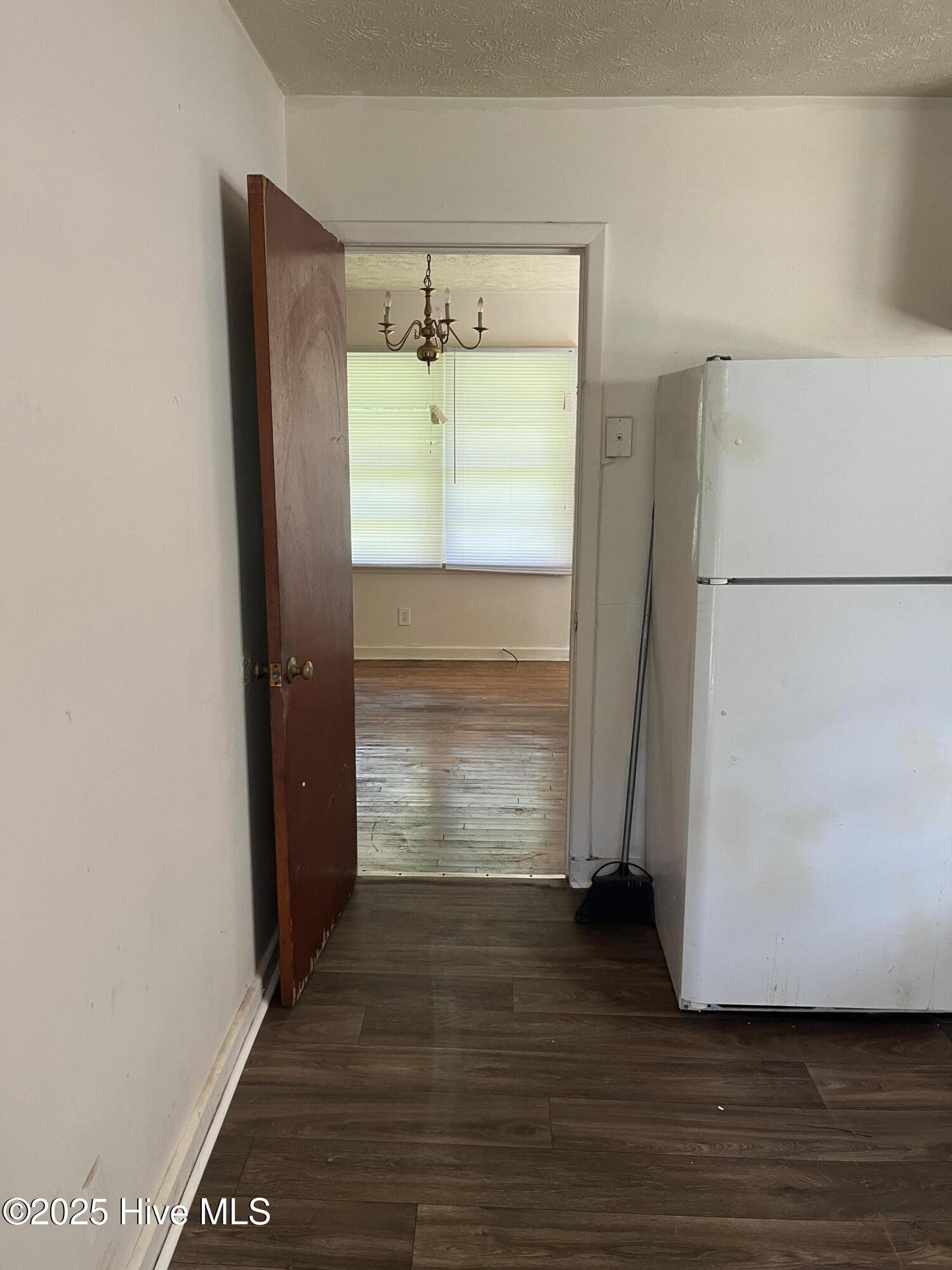 421 2nd Avenue Property Photo 5