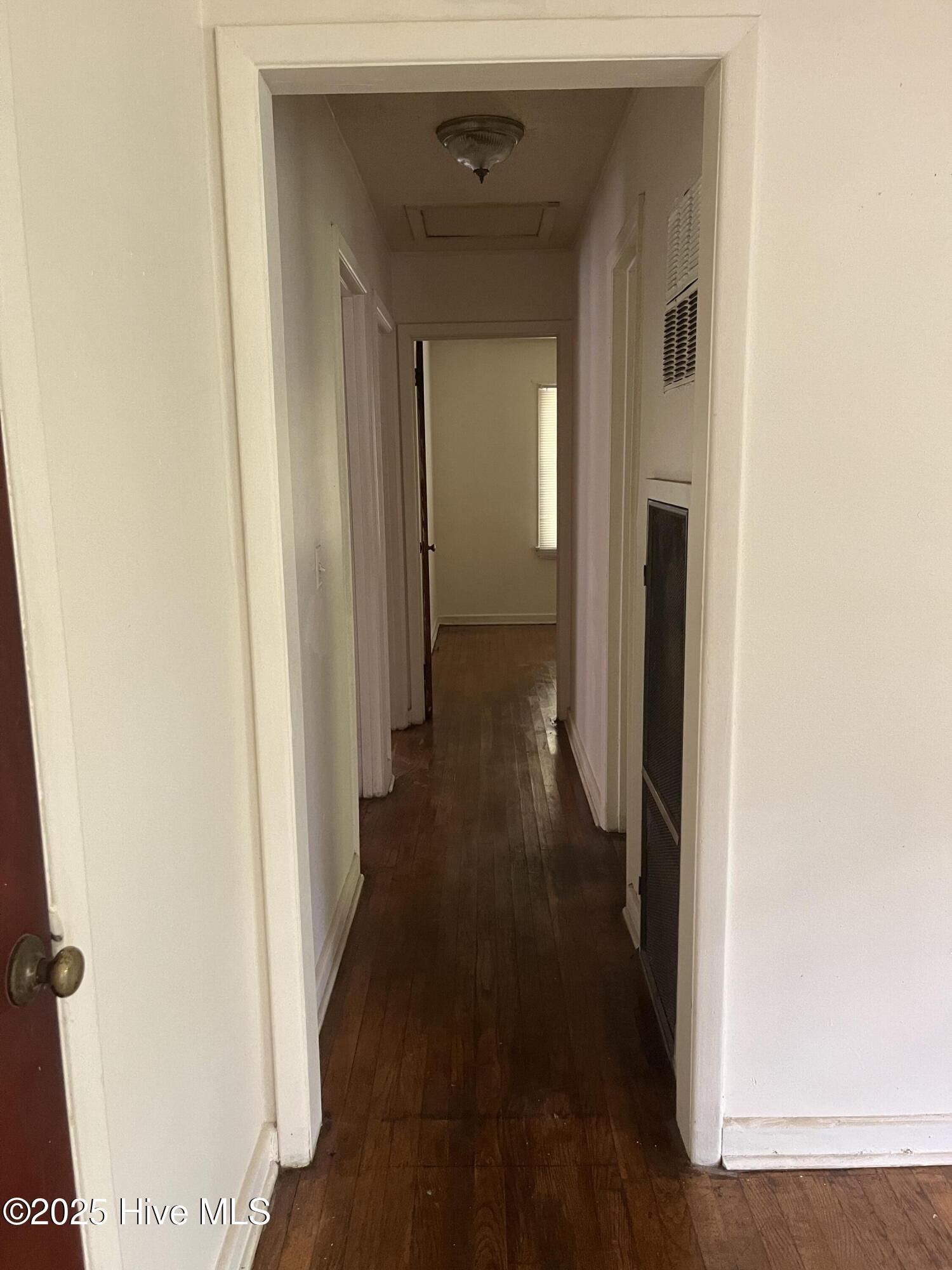 421 2nd Avenue Property Photo 7