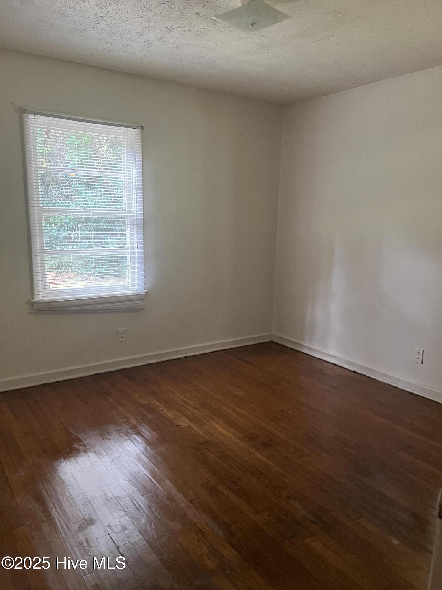 421 2nd Avenue Property Photo 14