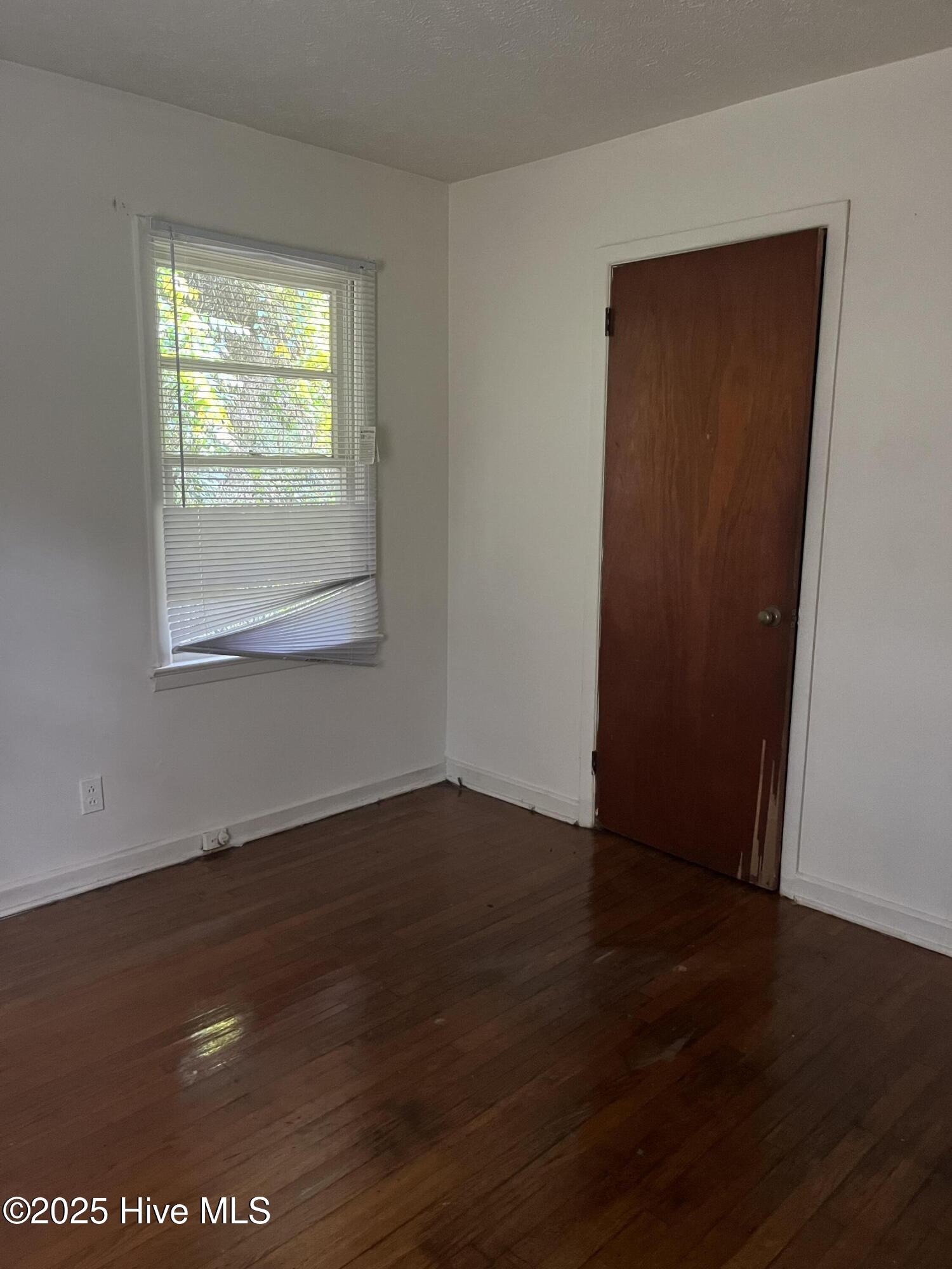 421 2nd Avenue Property Photo 15