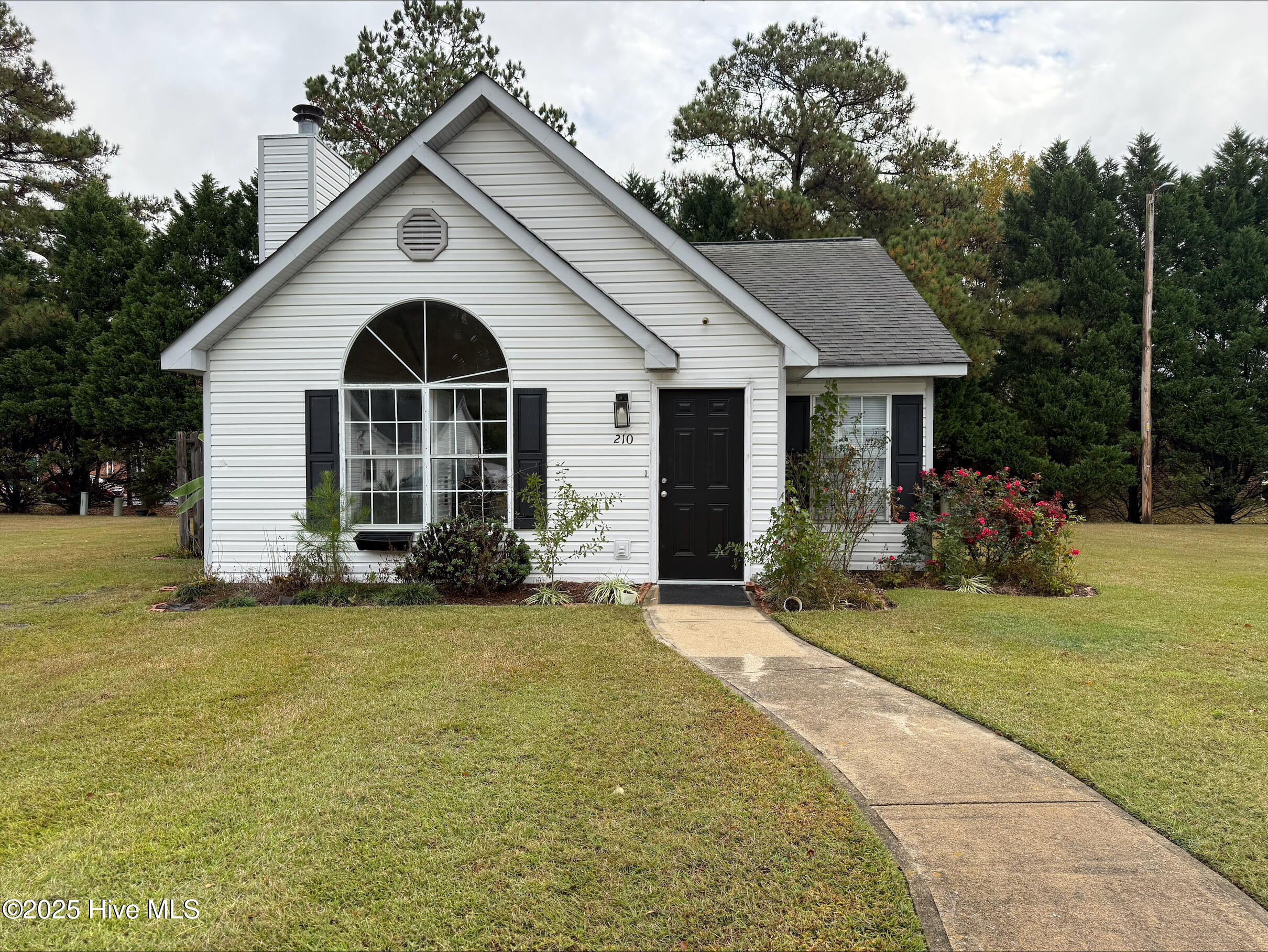 210 Cape Point Lane Property Photo 1