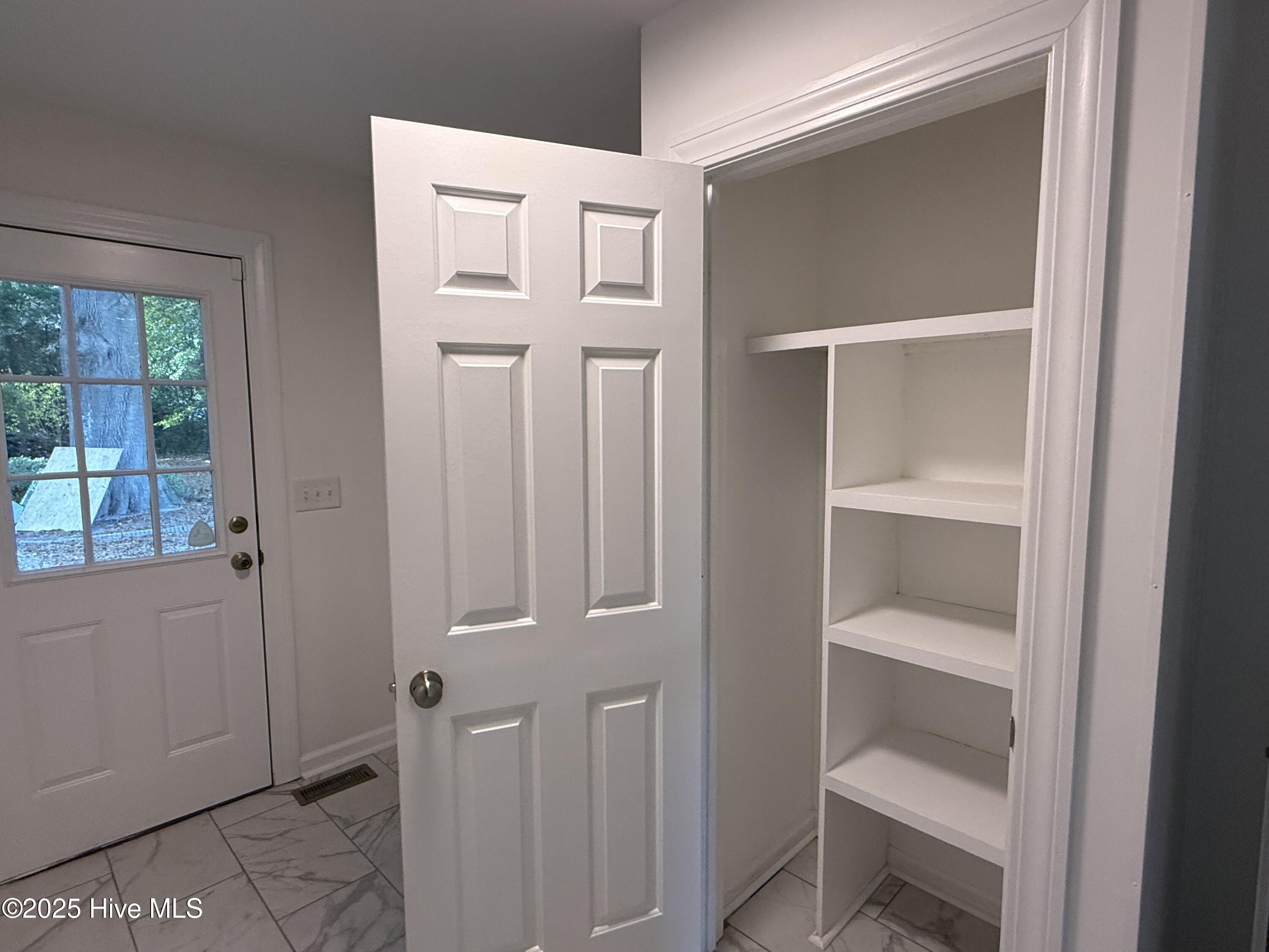 101 Forest Drive Property Photo 15