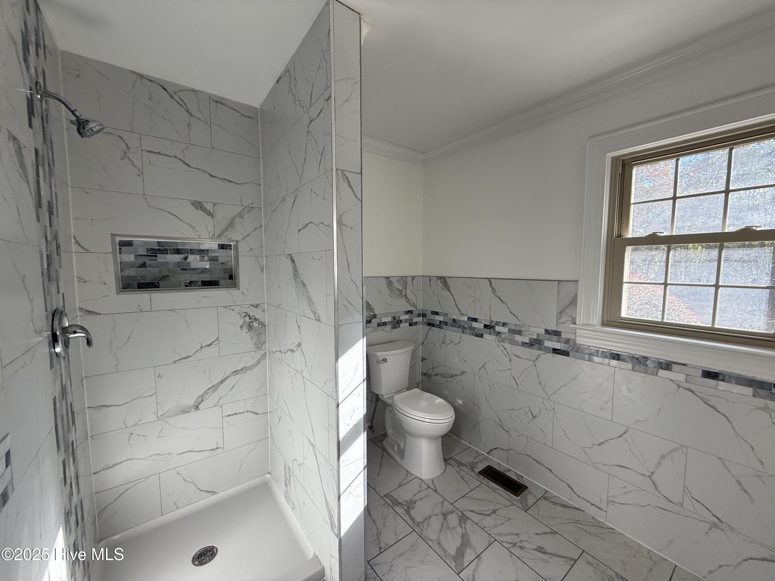101 Forest Drive Property Photo 25