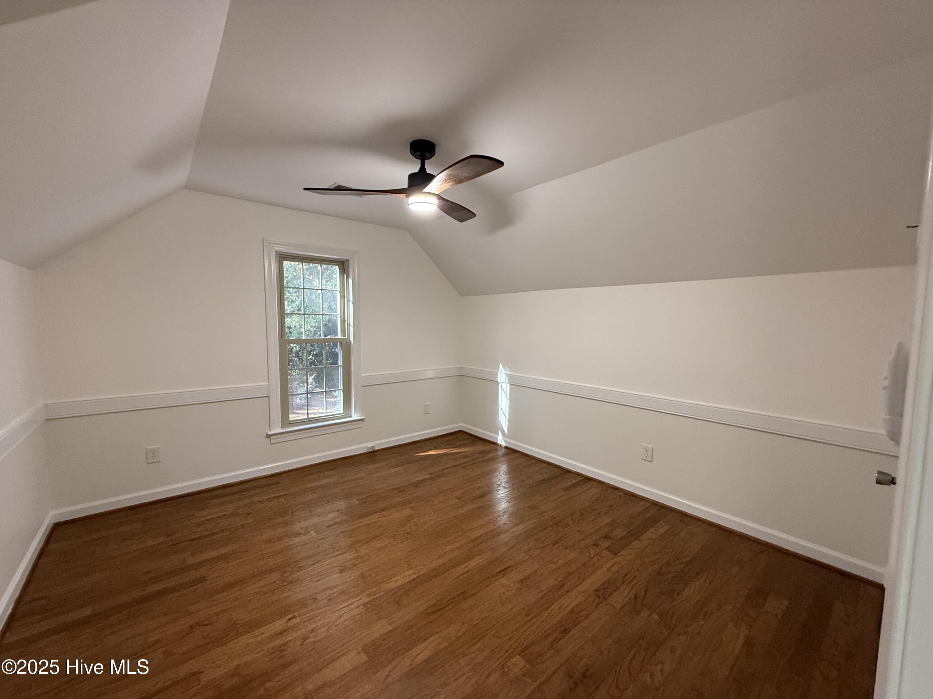 101 Forest Drive Property Photo 27