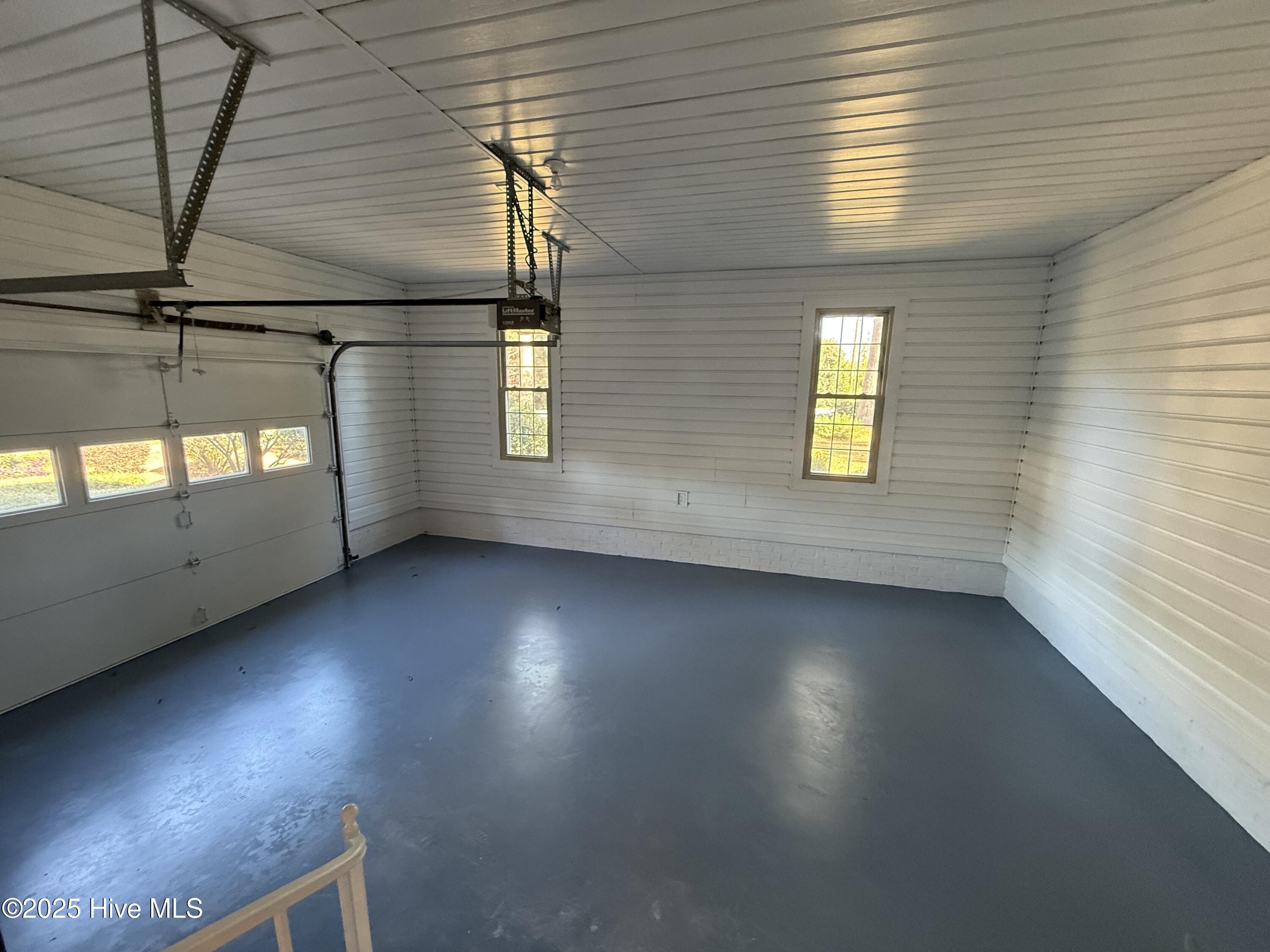 101 Forest Drive Property Photo 36