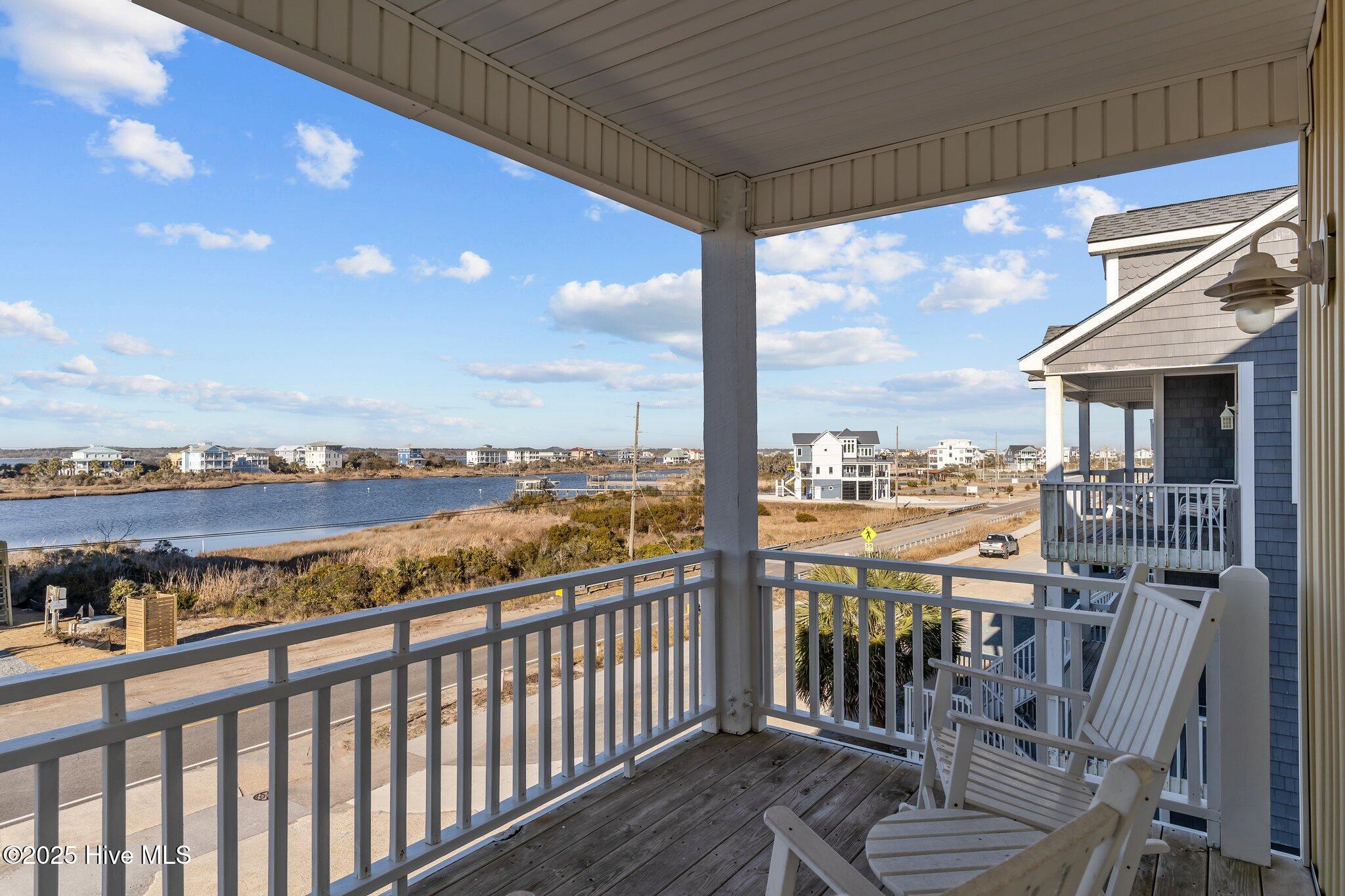 418 New River Inlet Road Property Photo 4