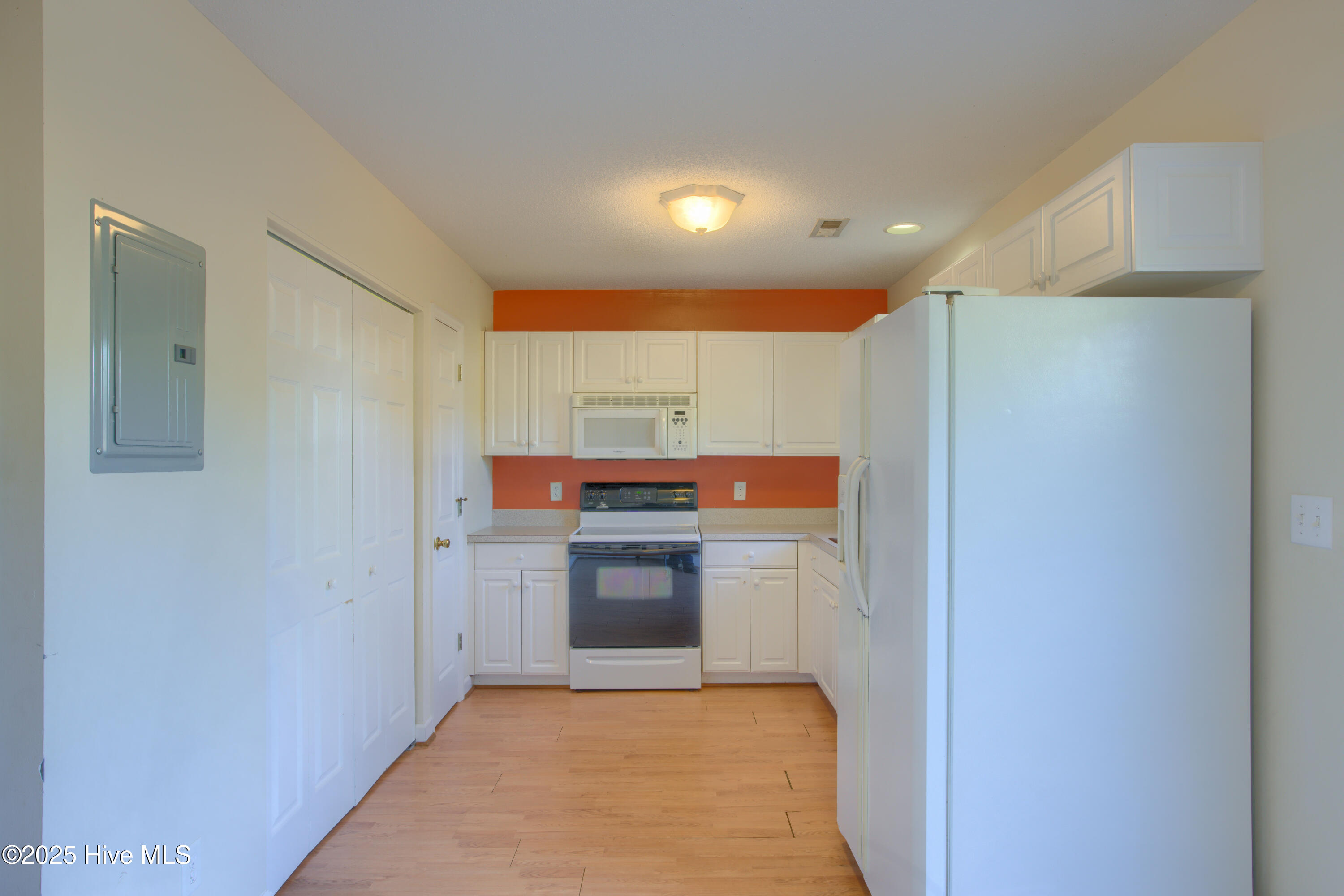 113 Tillett Lane Property Photo 8