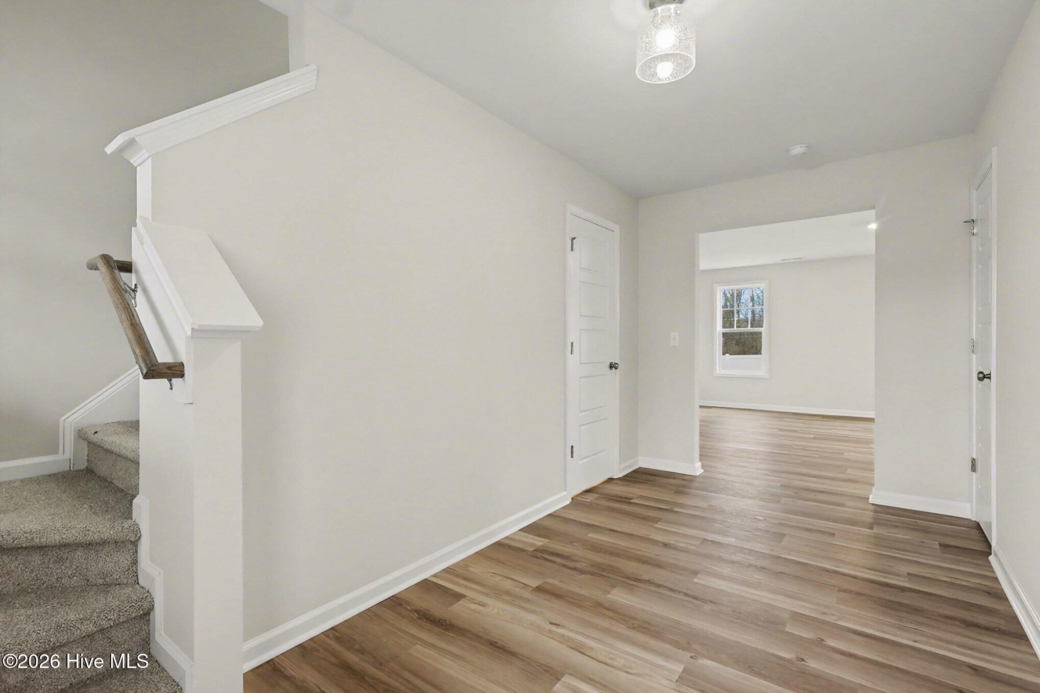 30 E Emily Gardens Drive Property Photo 4