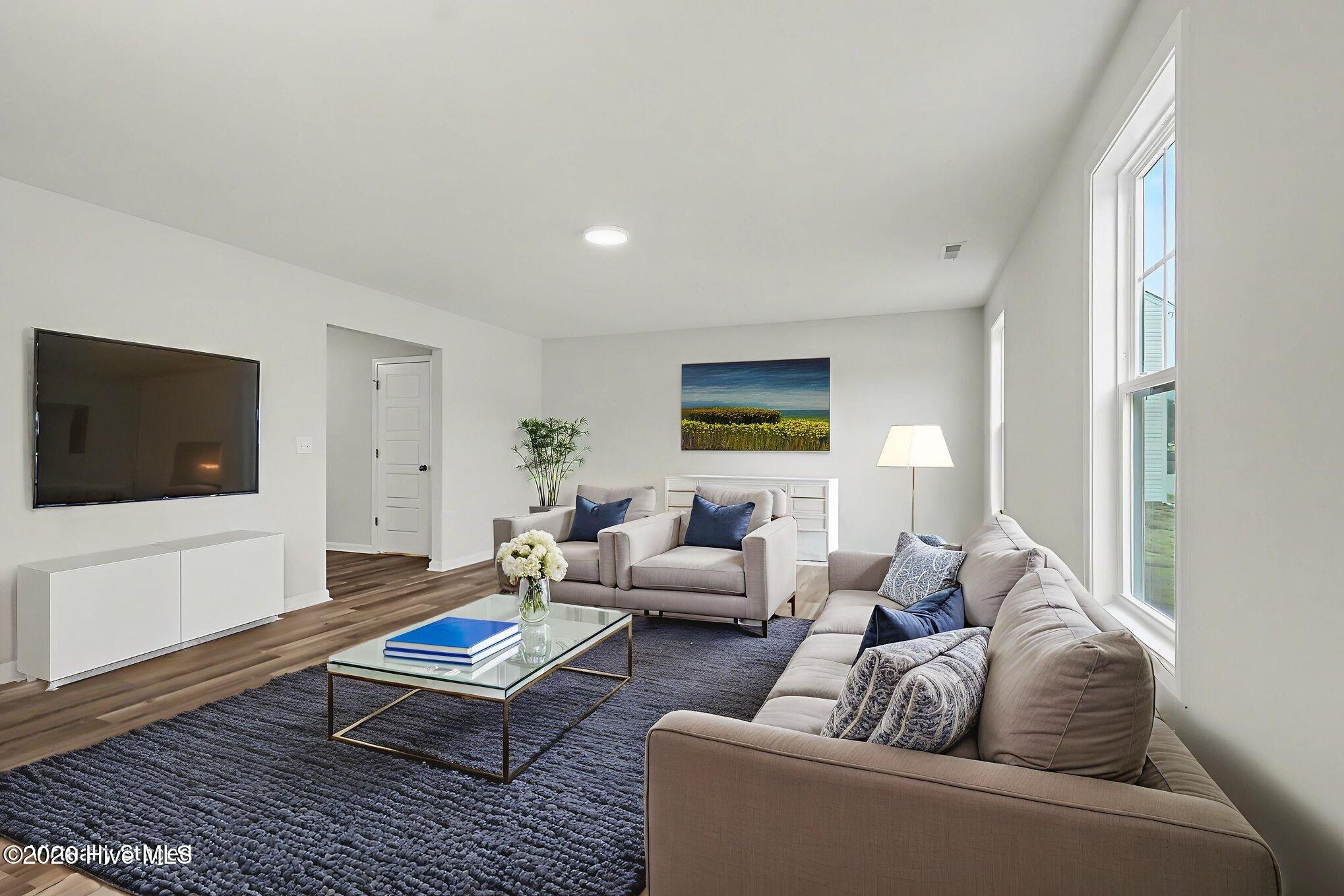 30 E Emily Gardens Drive Property Photo 8