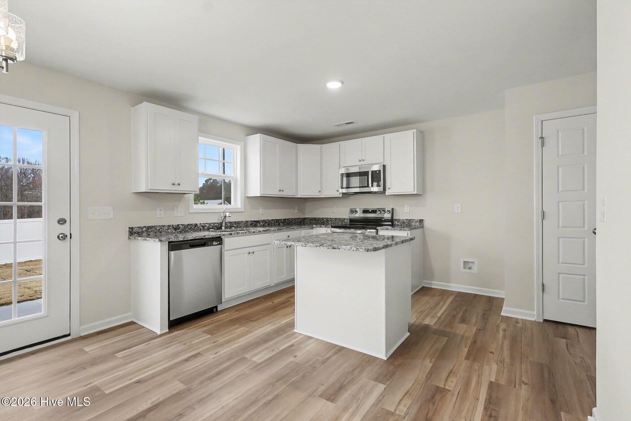 30 E Emily Gardens Drive Property Photo 11