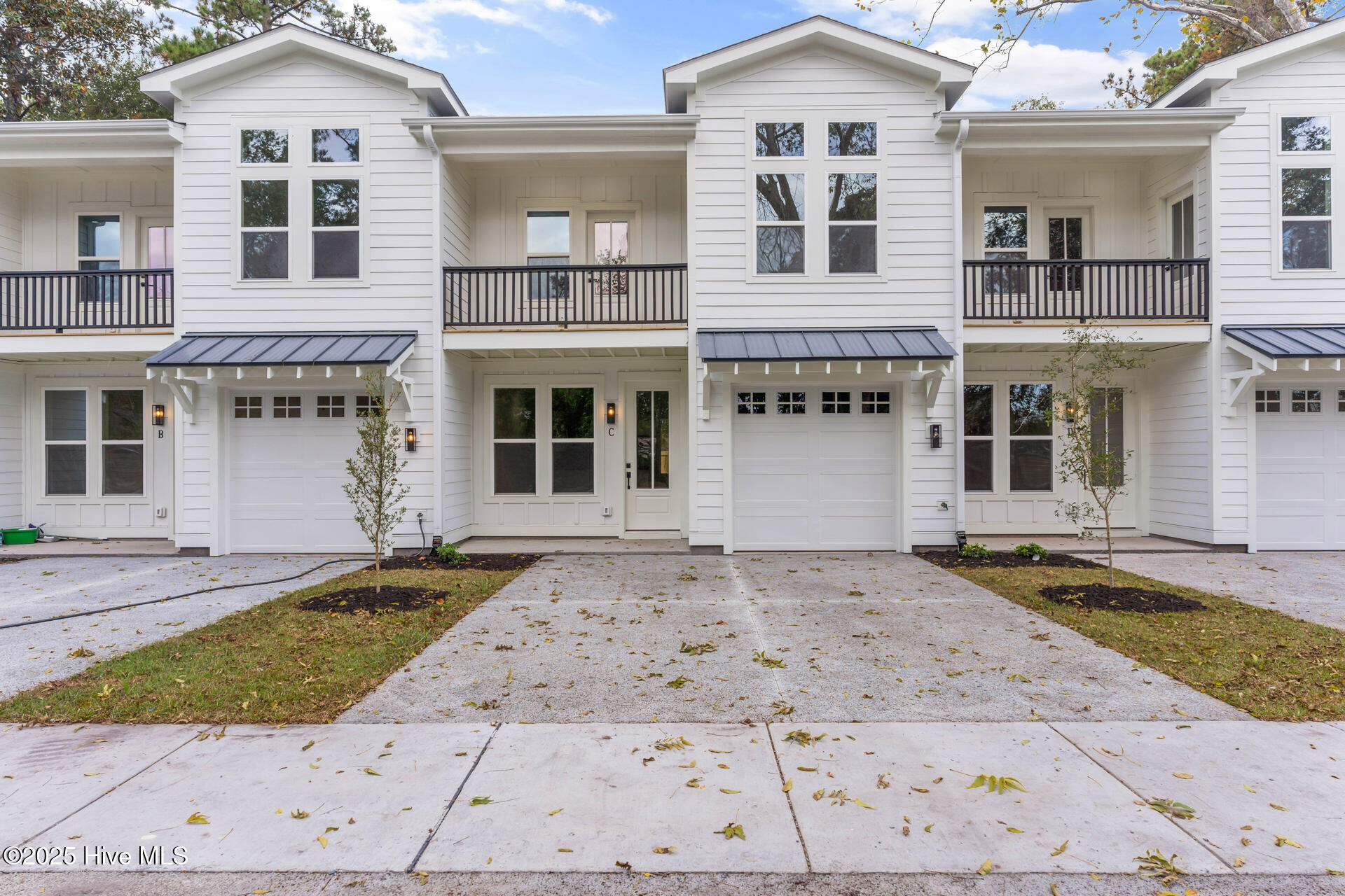 4211 Spirea Drive C Property Photo 1
