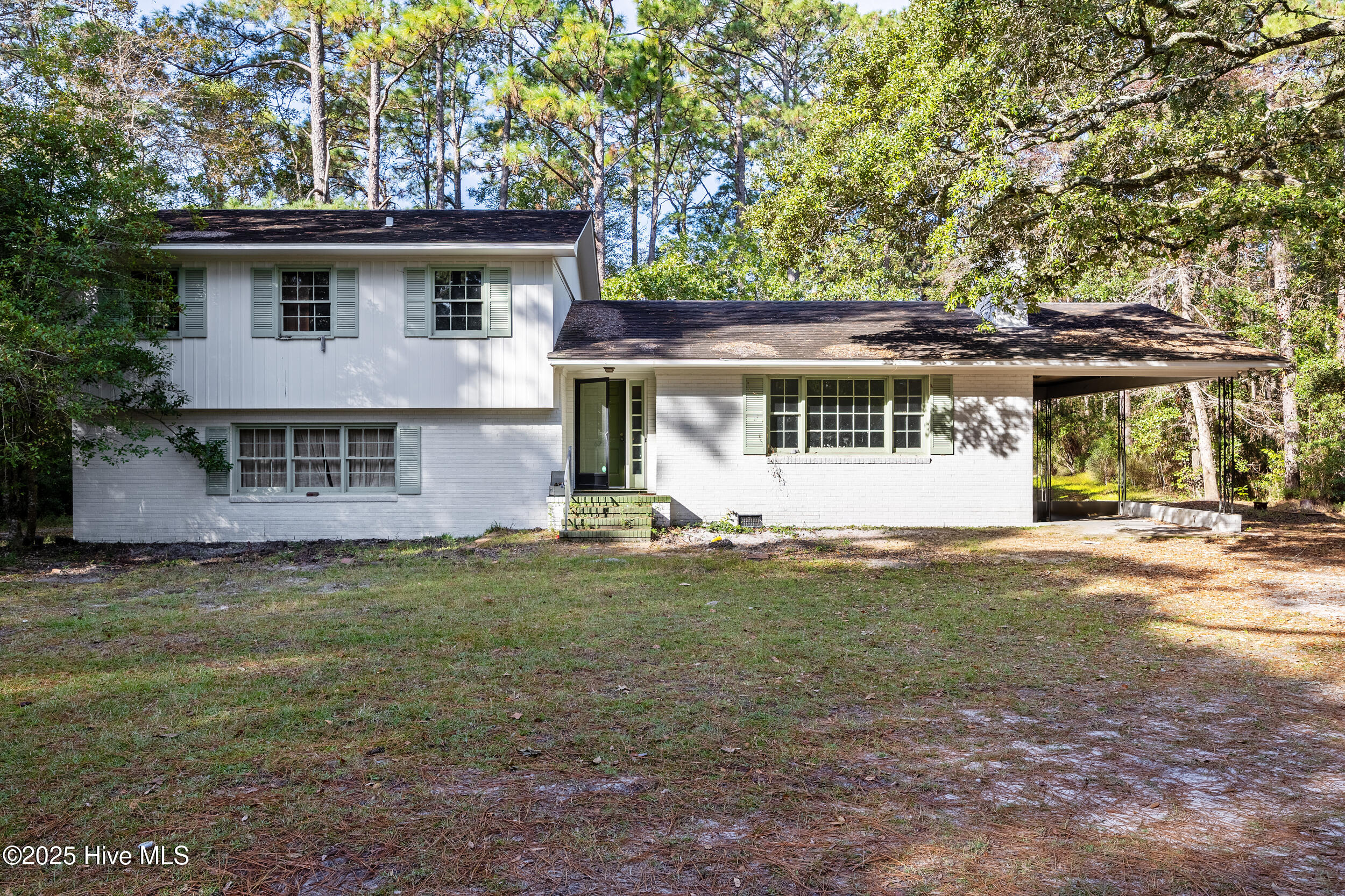 6216 Fox Run Road Property Photo 1