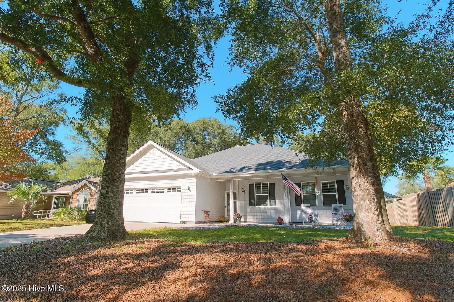1674 Lake Tree Drive Sw Property Photo 1