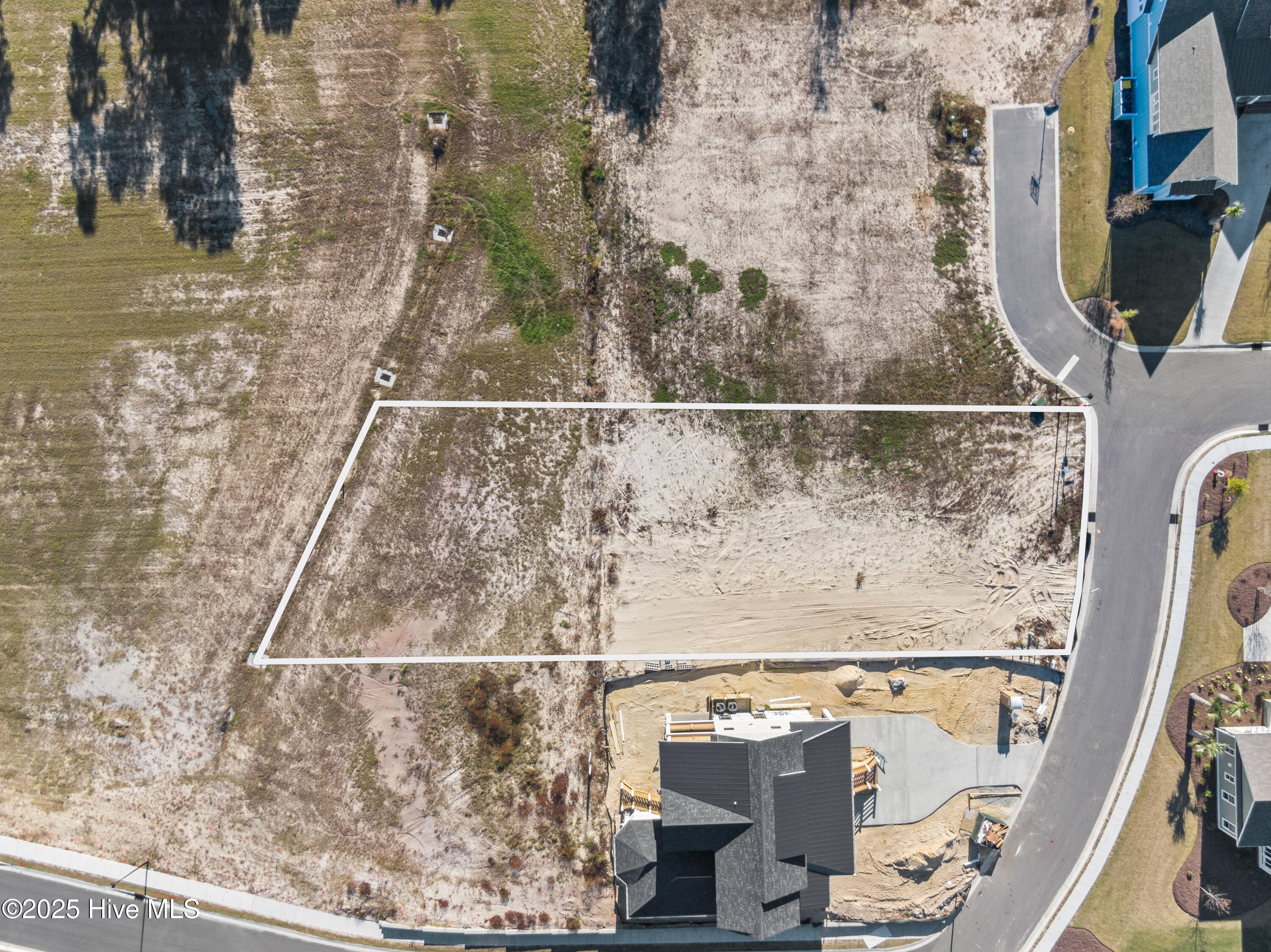 10 93 Solstice Way Property Photo 3