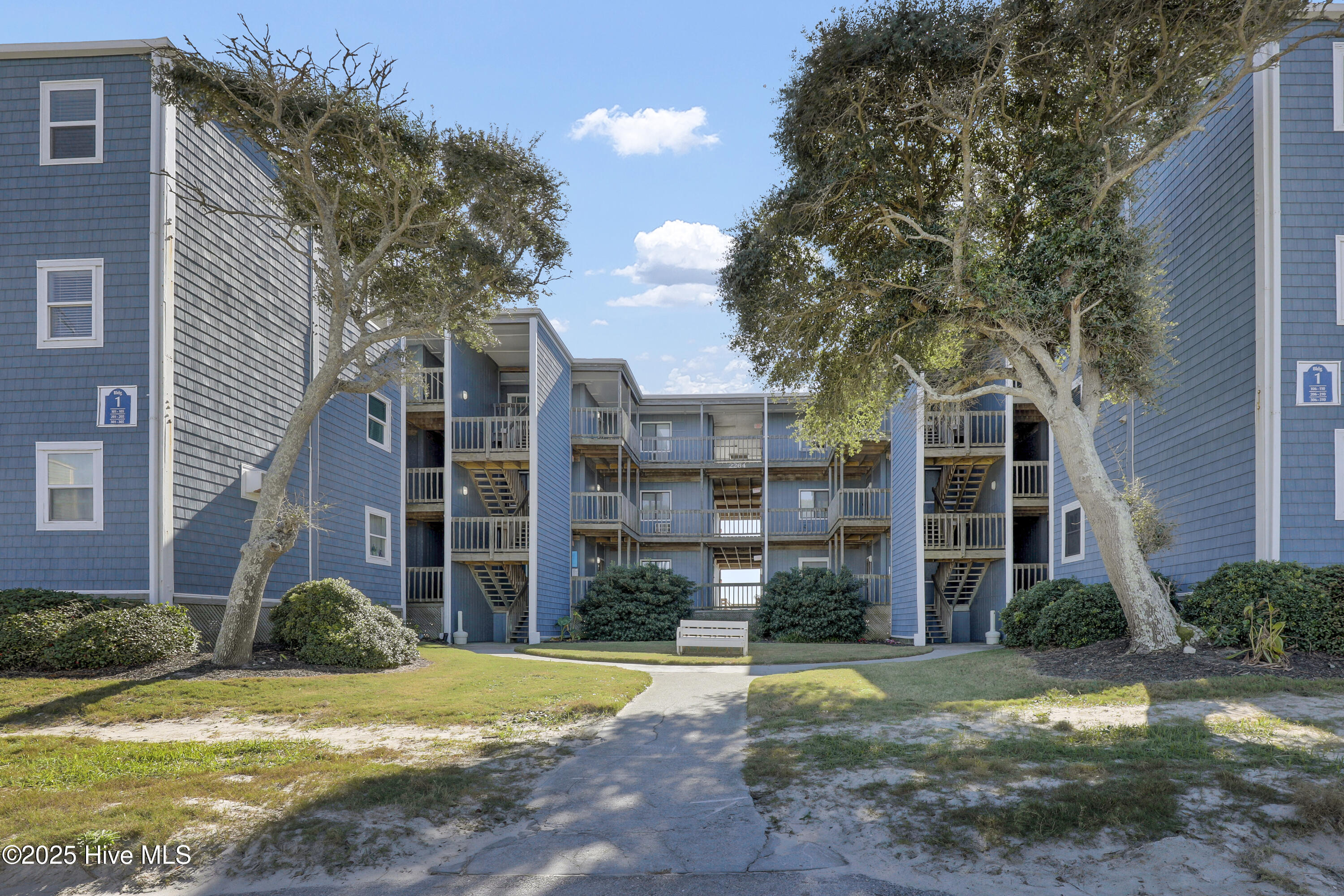 2264 New River Inlet Road 101 Property Photo 1