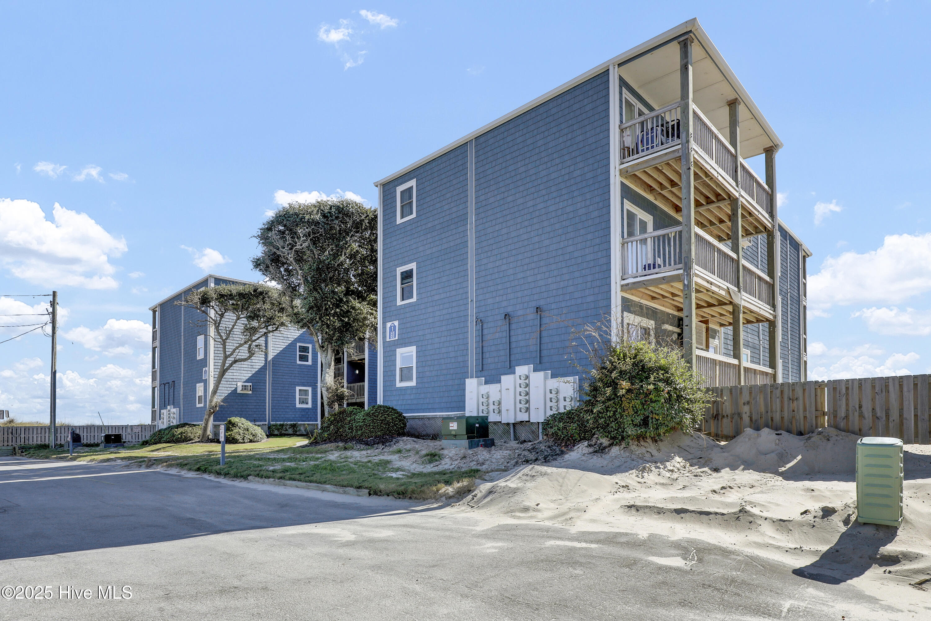2264 New River Inlet Road 101 Property Photo 25