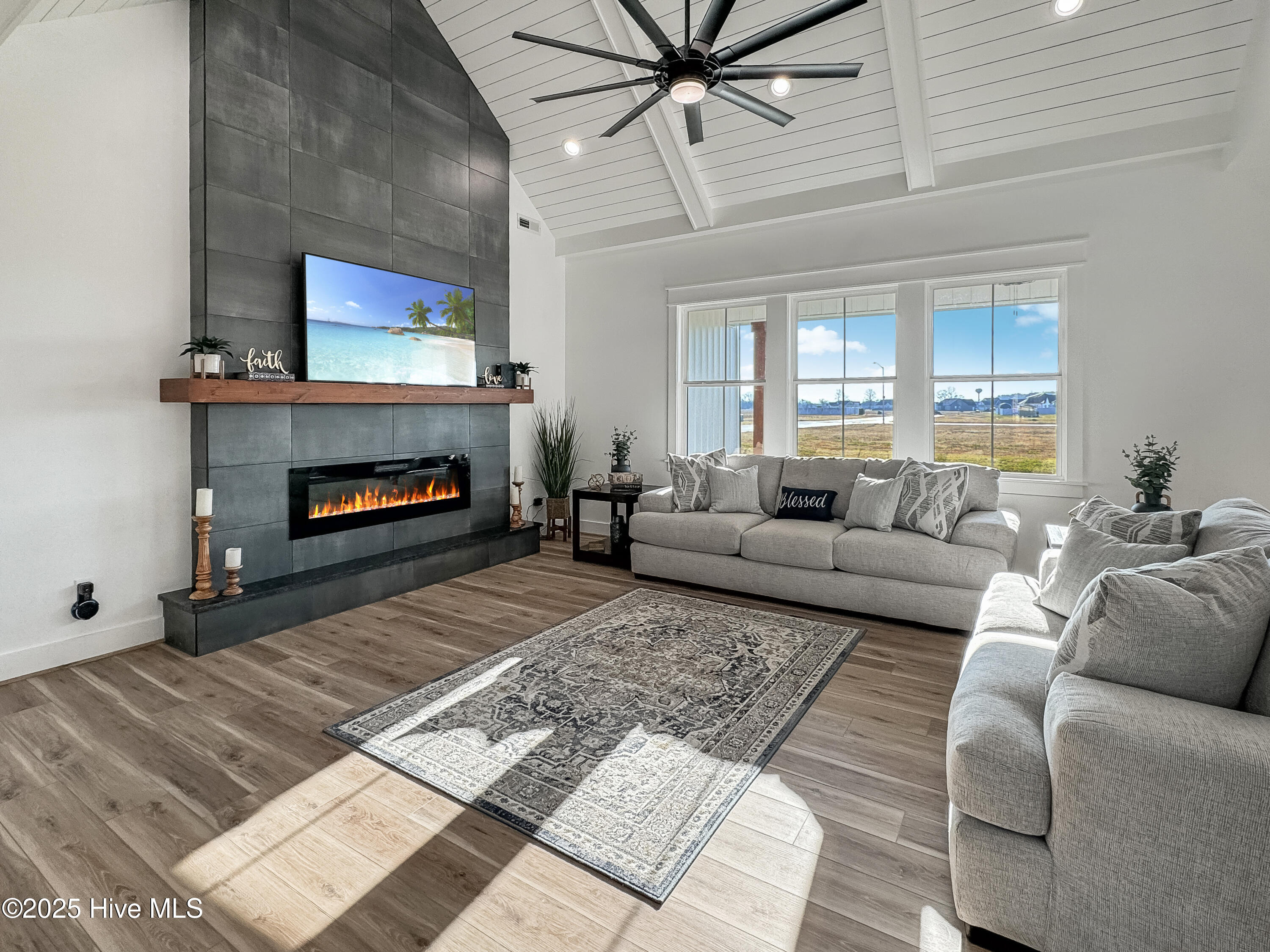 11112 Yawl Street Property Photo 24