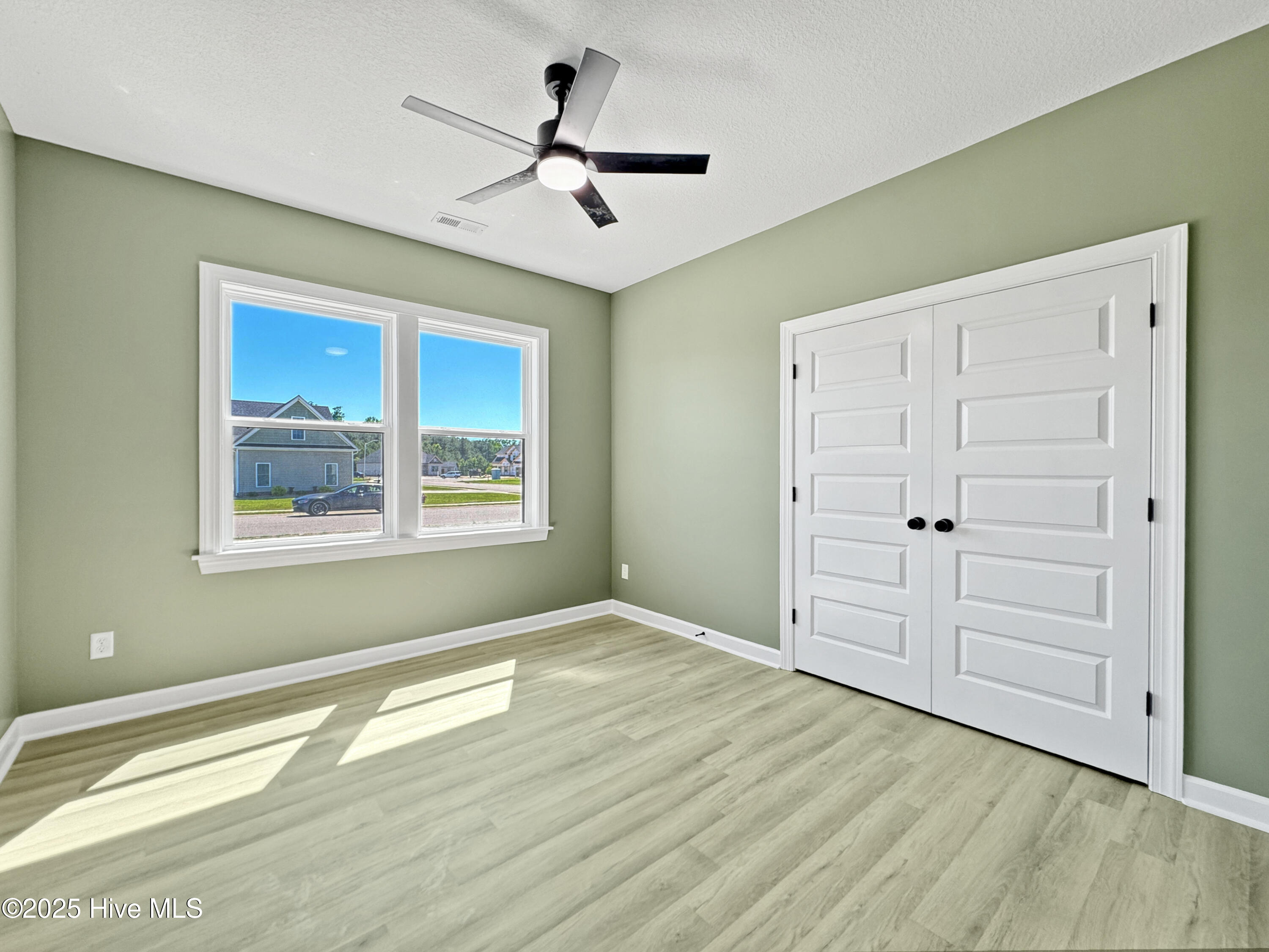 2111 Staysail Drive Property Photo 14