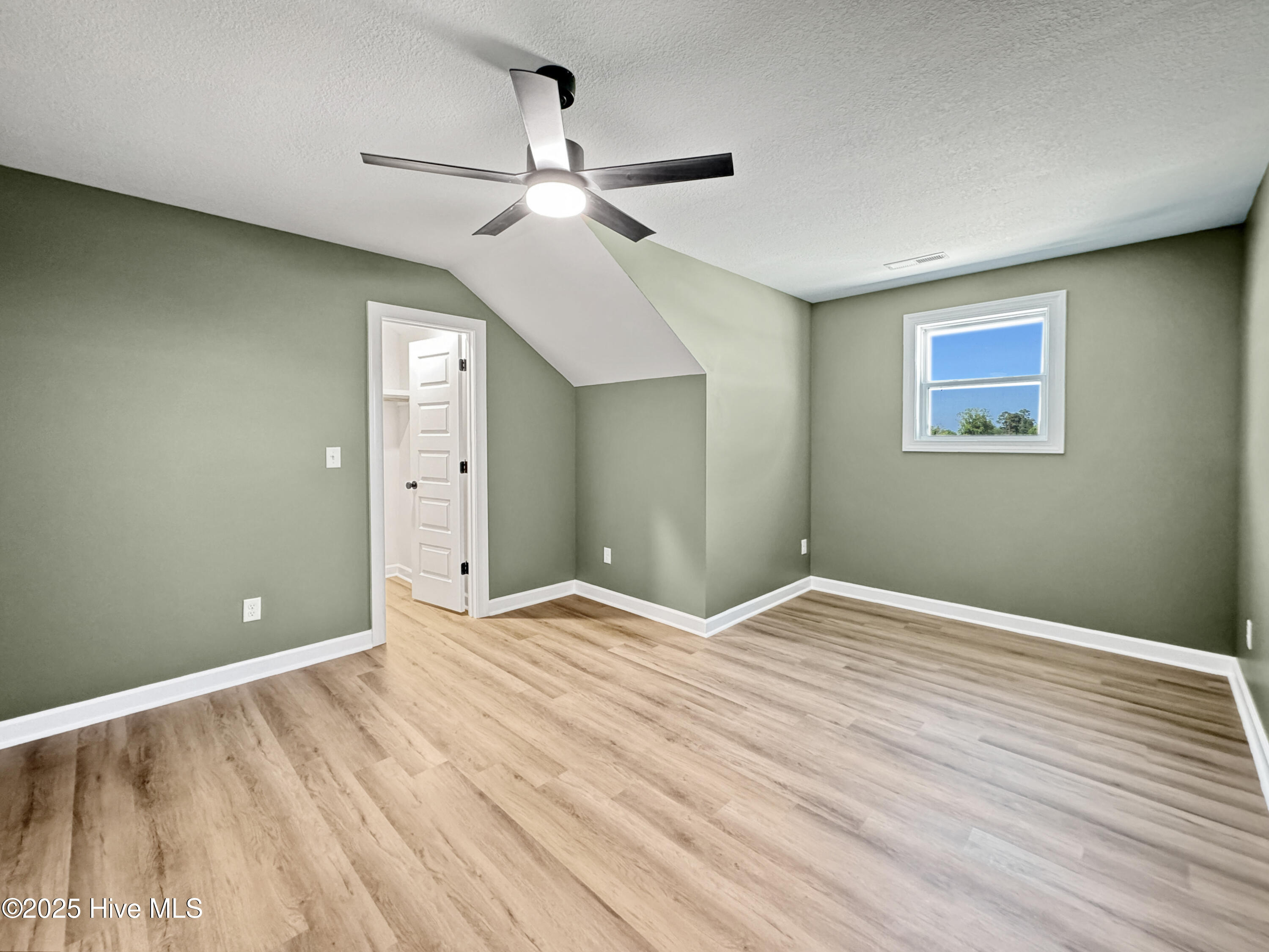 2111 Staysail Drive Property Photo 29