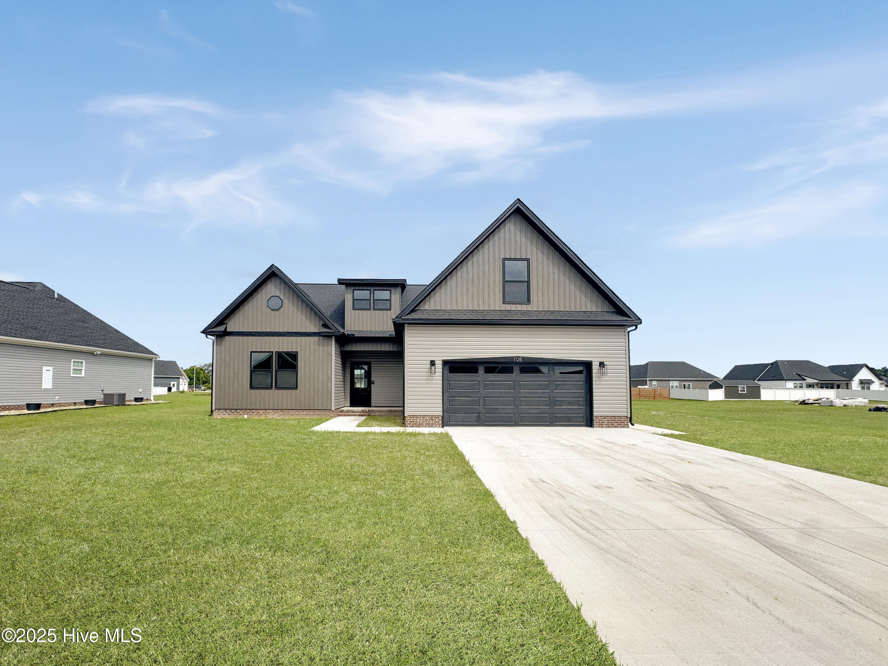 7617 Staysail Drive Property Photo 1