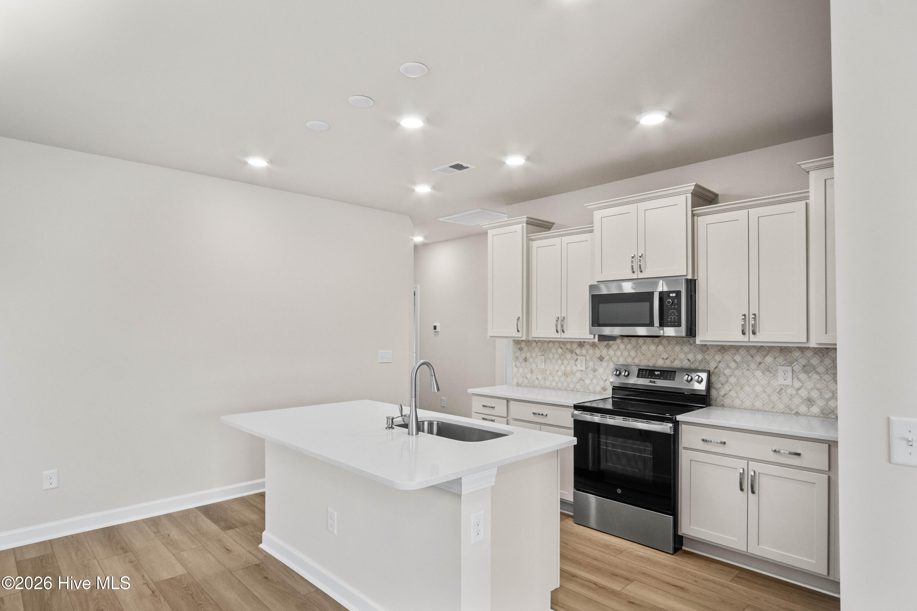 3155 River Crane Loop Property Photo 8