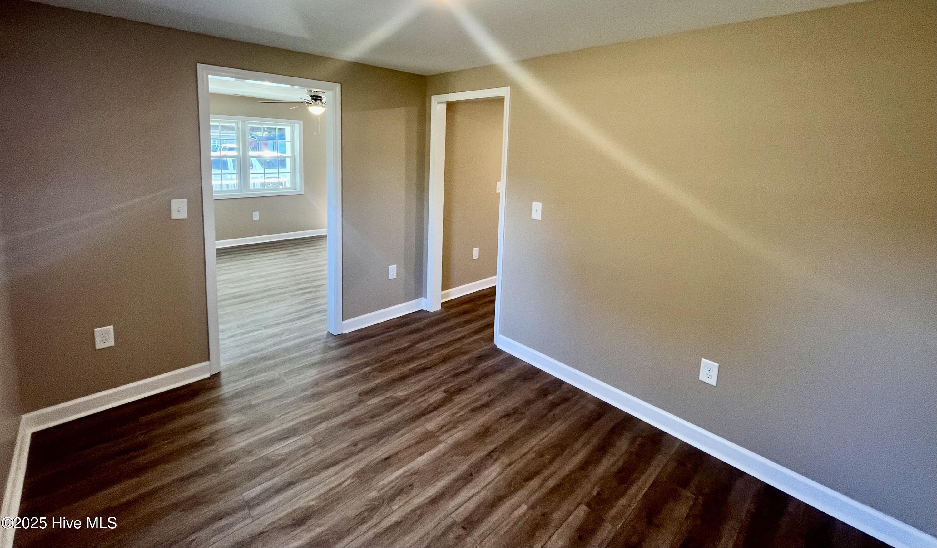 1633 Freeman Street Se Property Photo 6