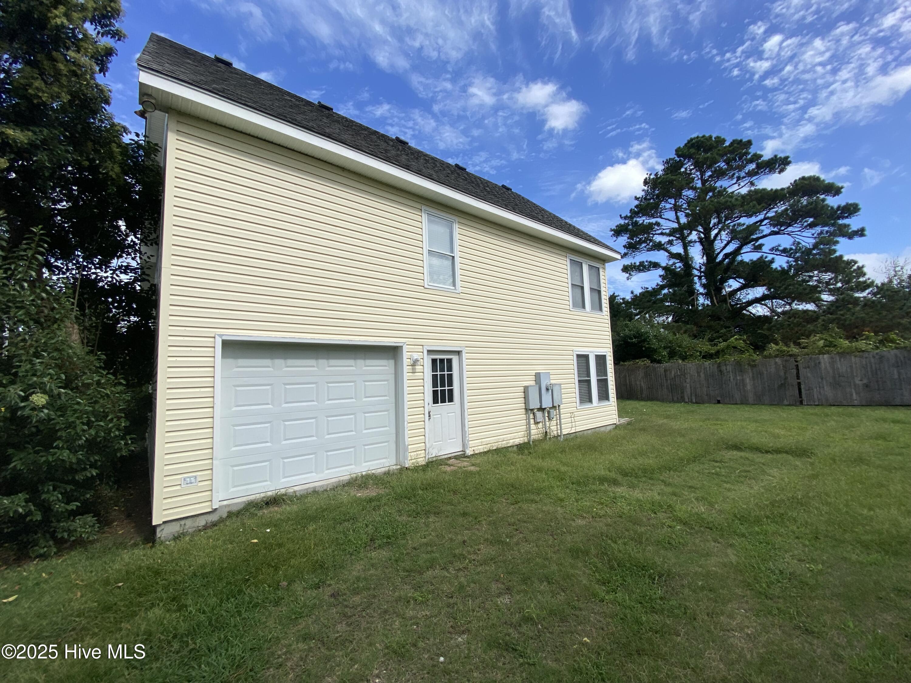 120 Perkins Lane Property Photo 2