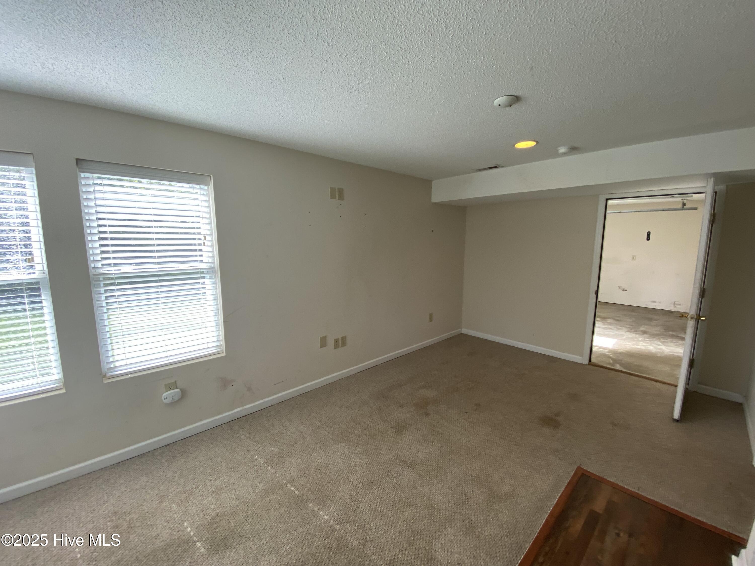 120 Perkins Lane Property Photo 7