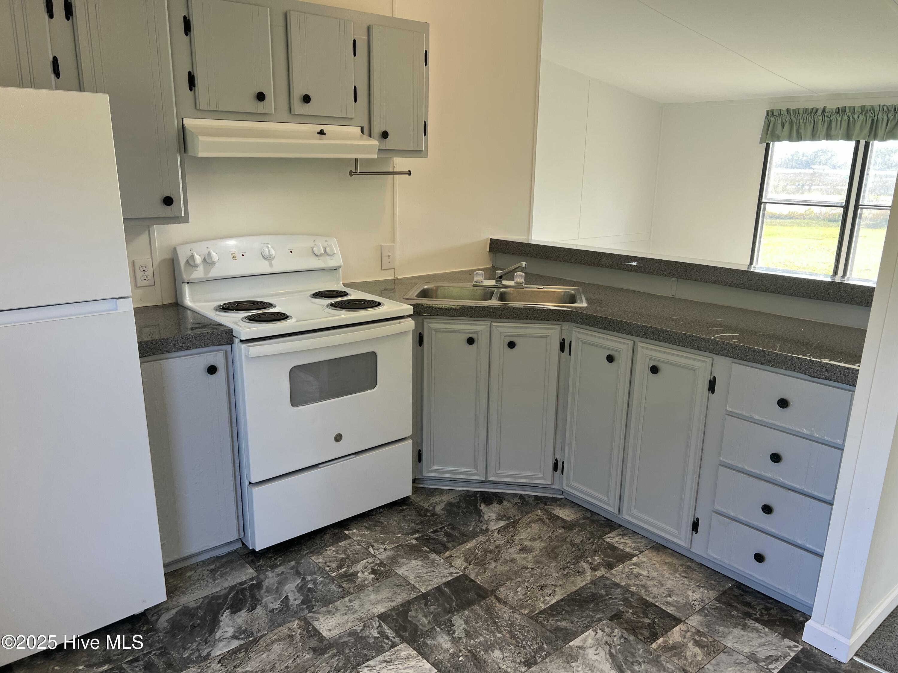 112 Stephen Willis Road Property Photo 7