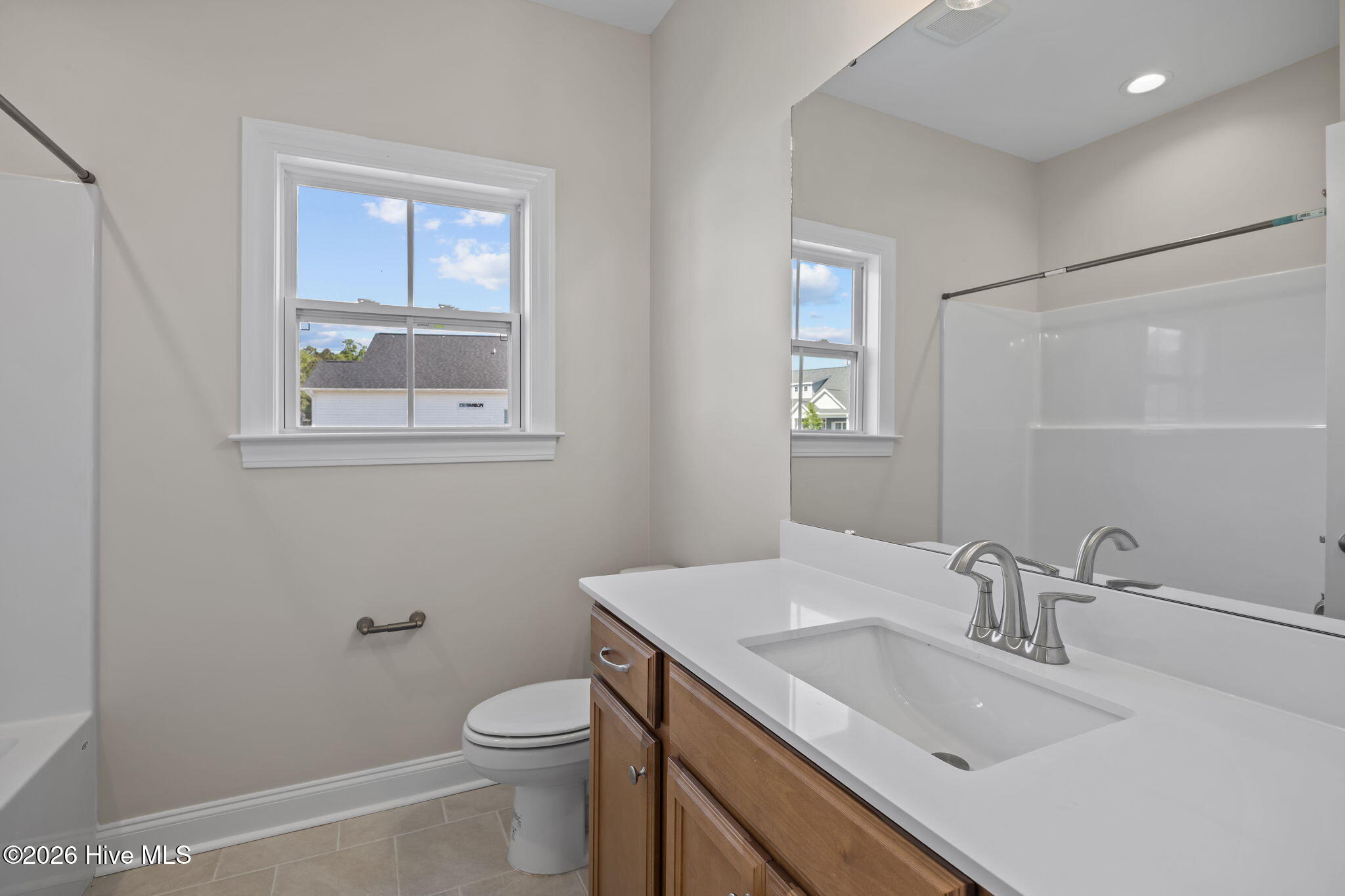 3209 Honeysuckle Drive Property Photo 34